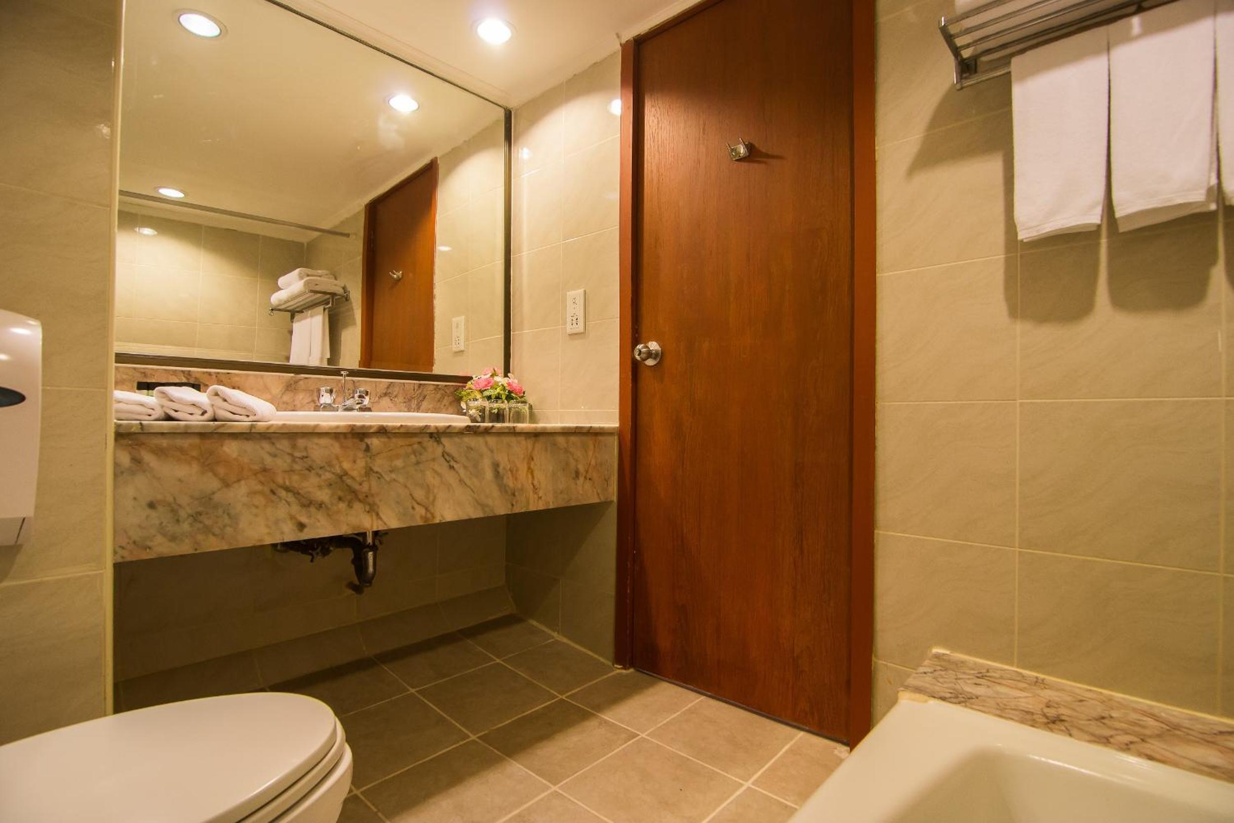 Deluxe Double Room photo 2