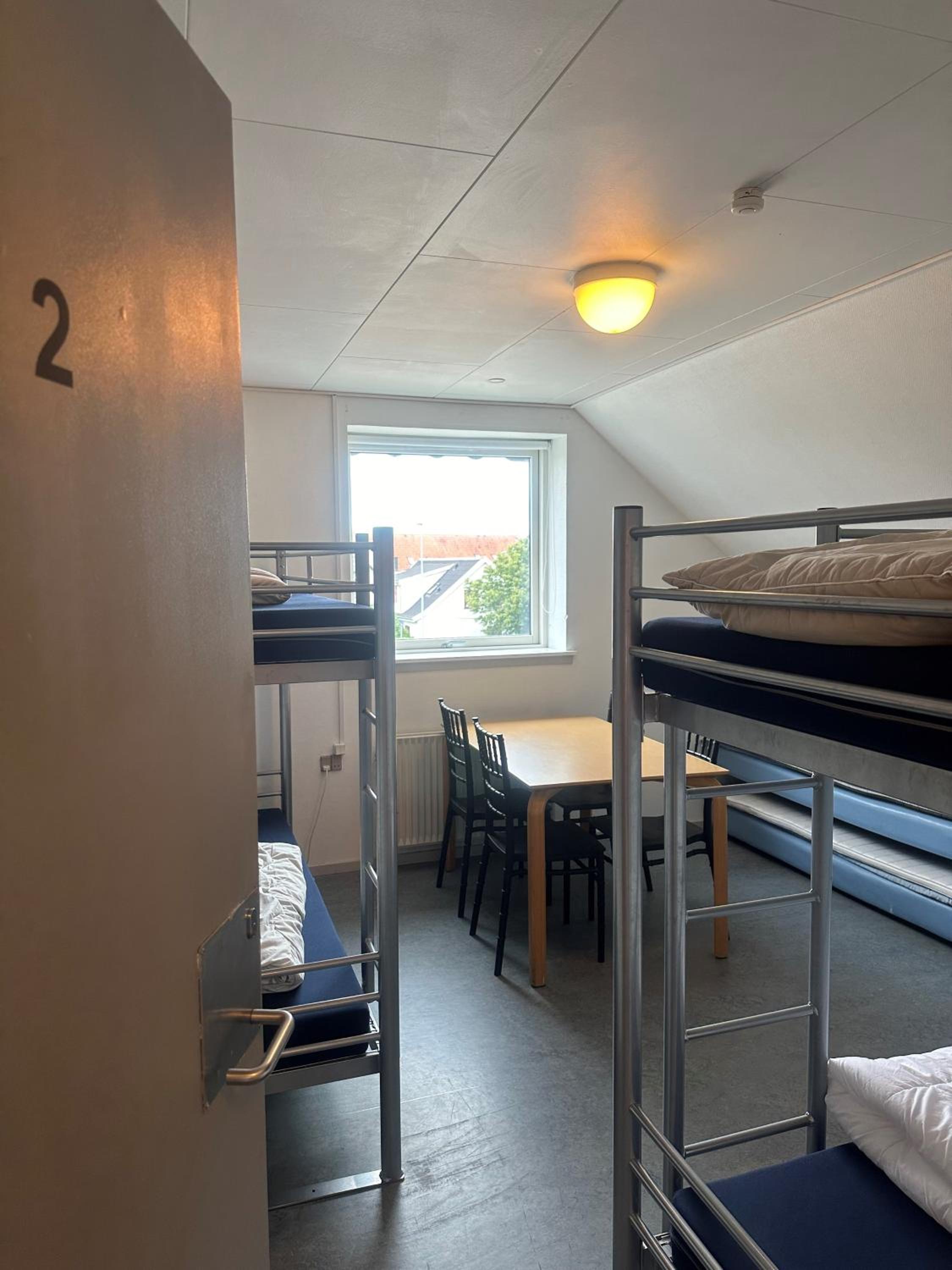 Bed in 6-Bed Dormitory Room photo 2