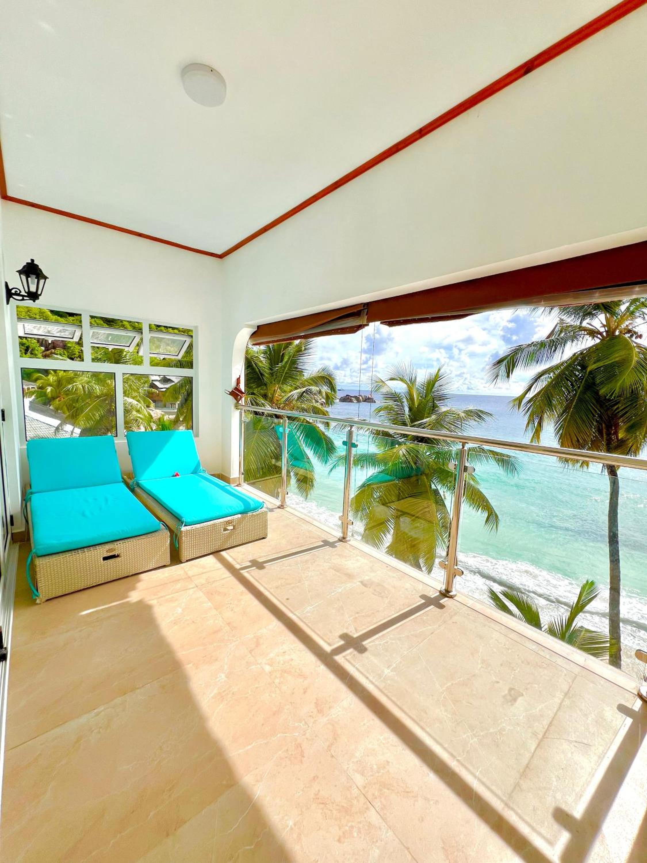 Family Room - Photo 1