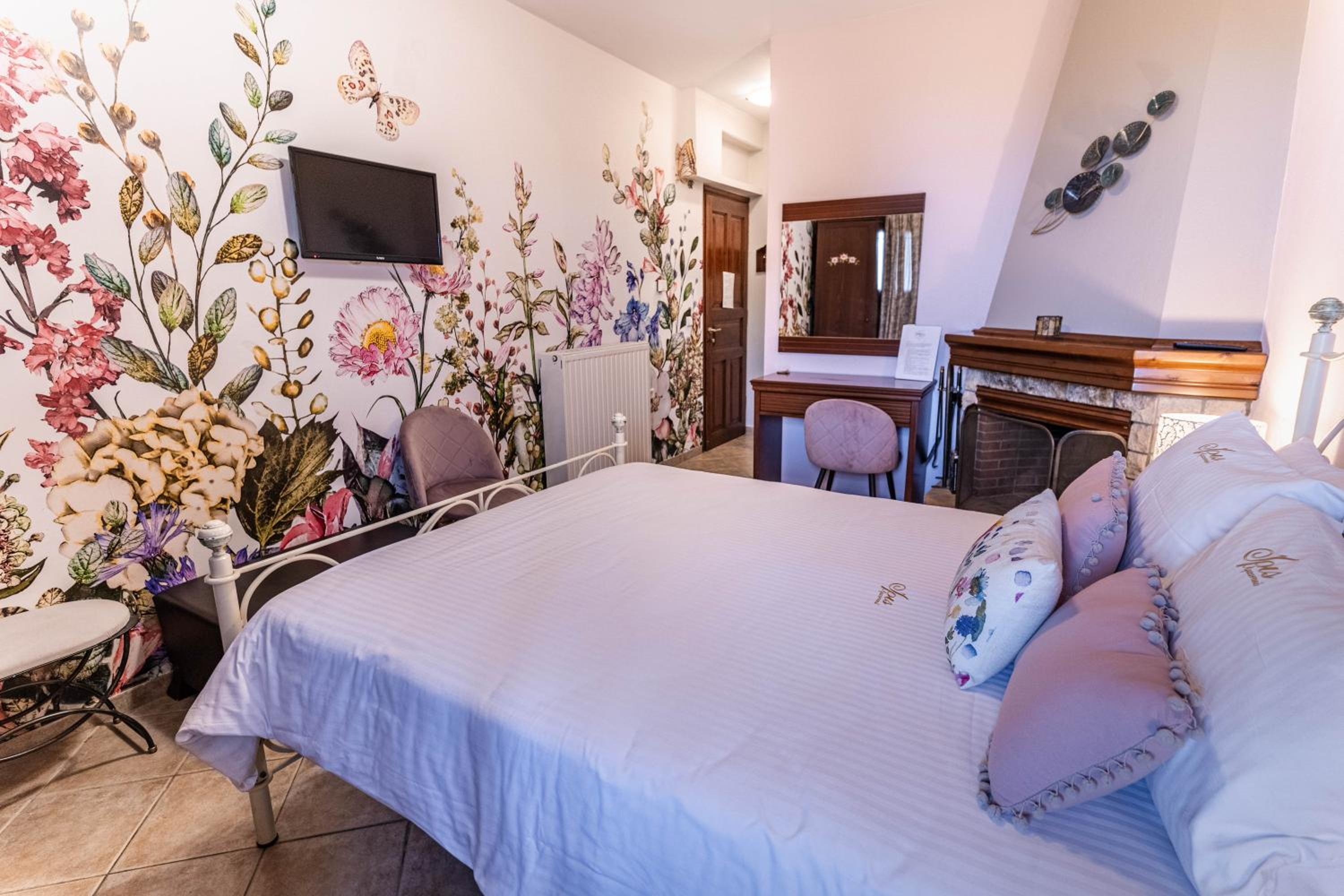 Double Room with Fireplace - Photo 4