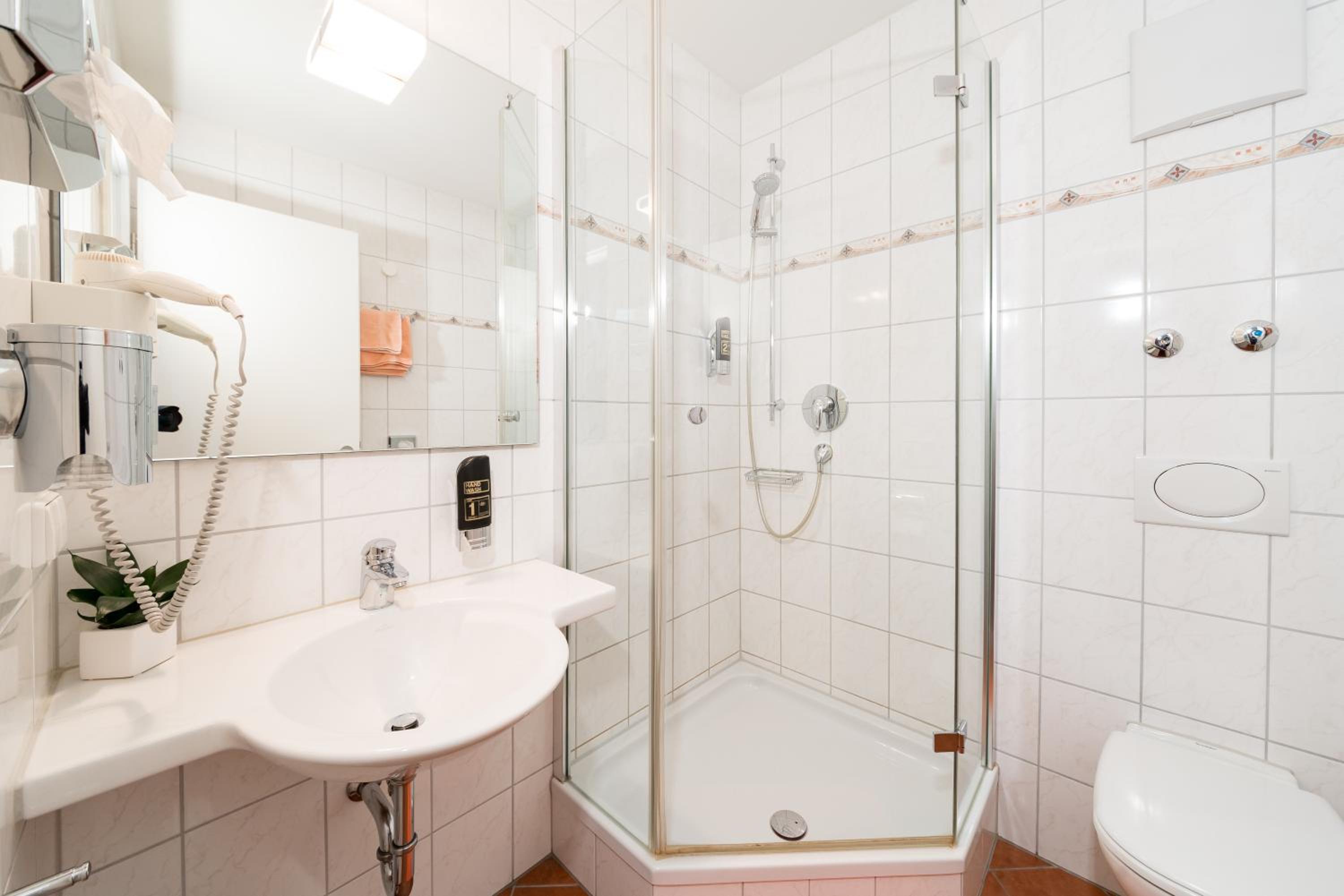 Business Double Room photo 3