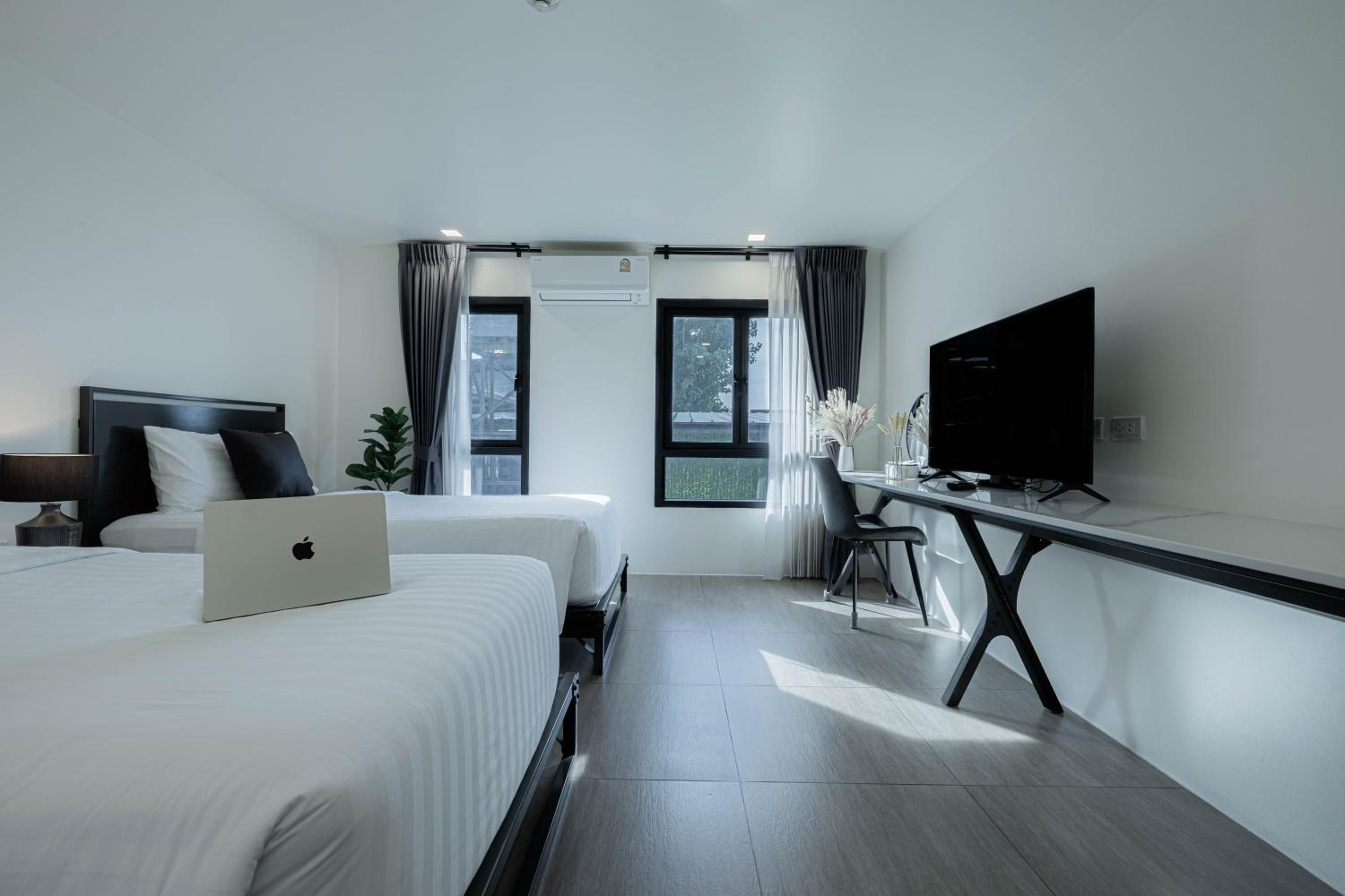 Superior Twin Room photo 3