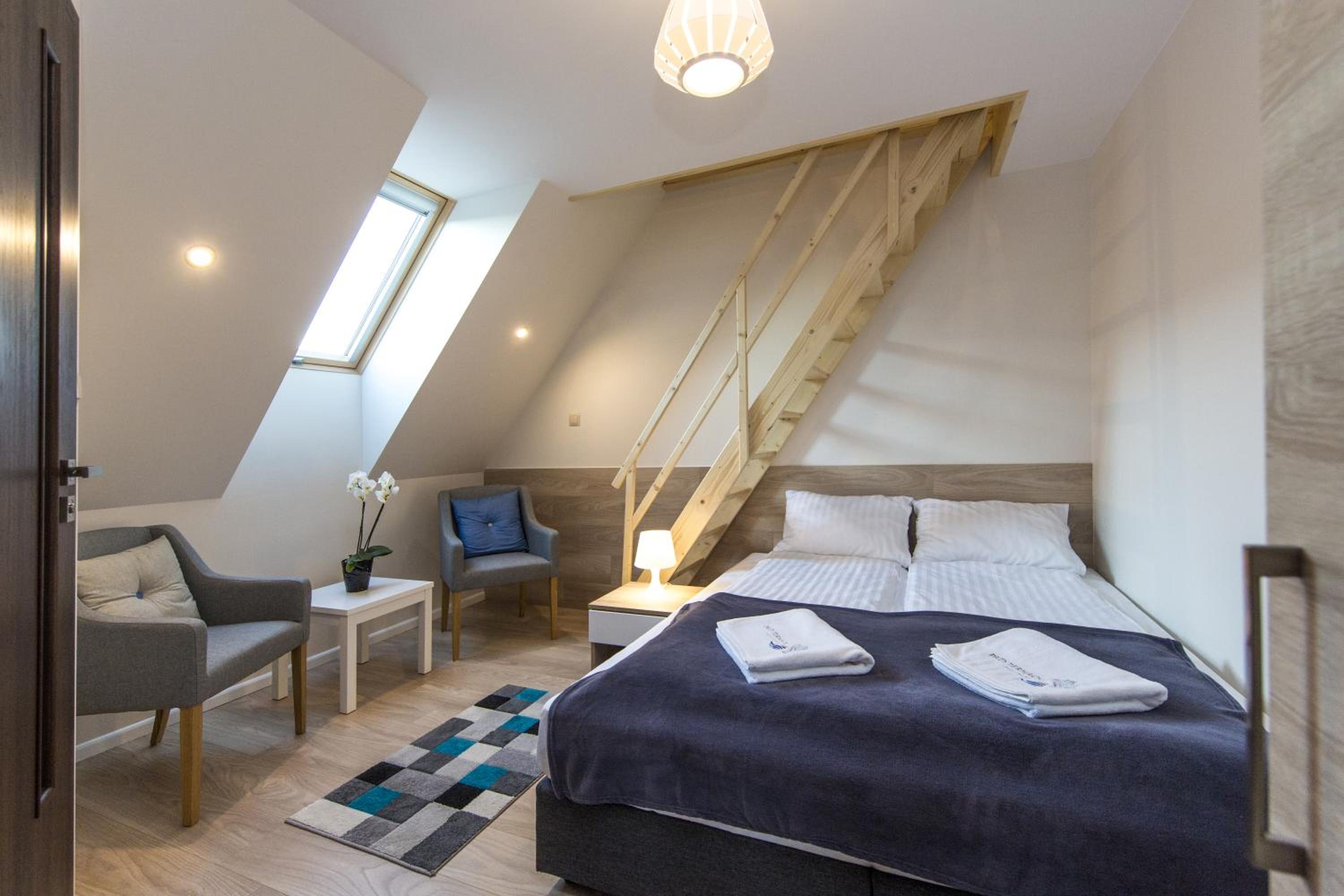 Economy Single Room