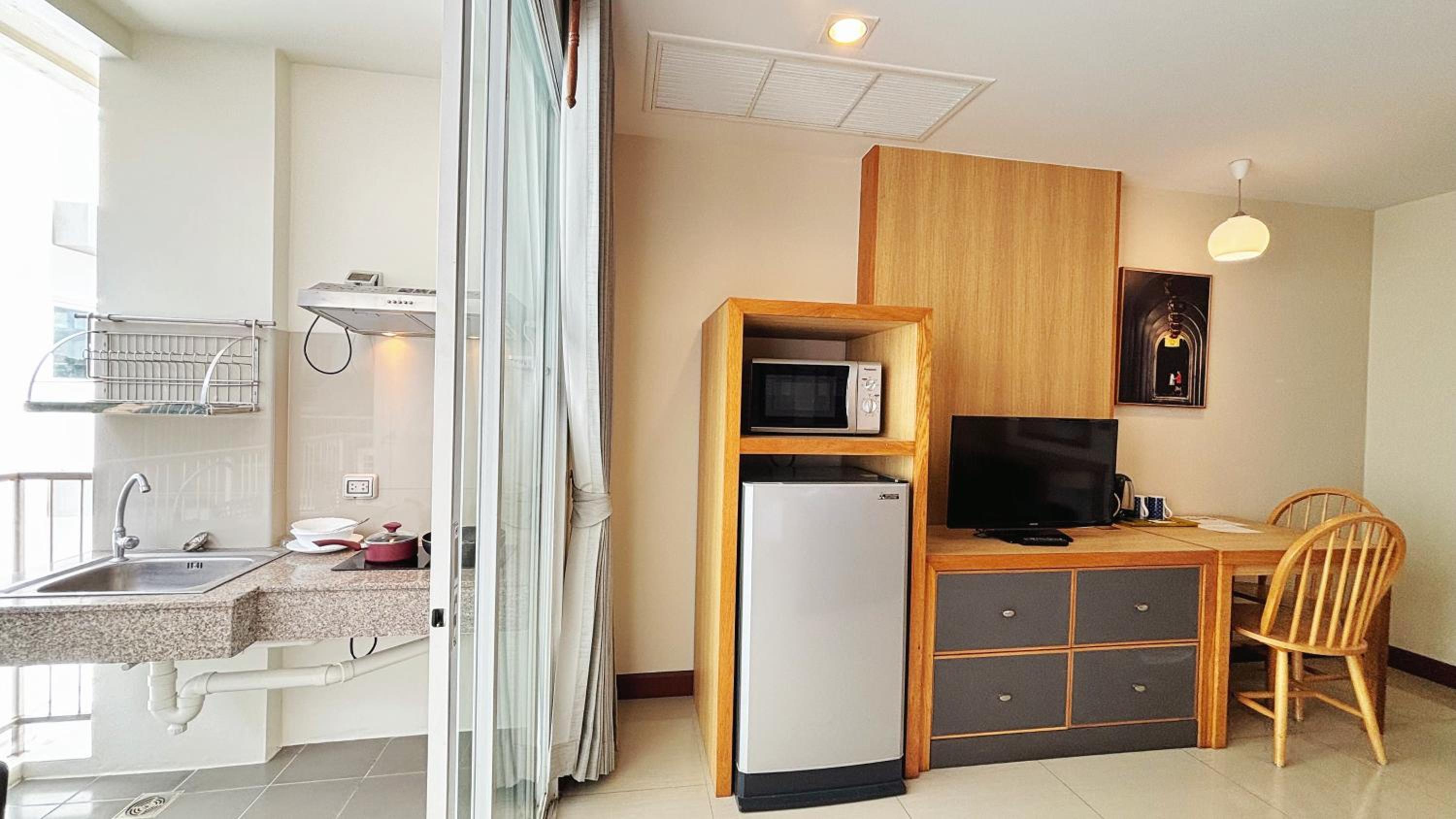 Superior with Kitchenette Twin Room