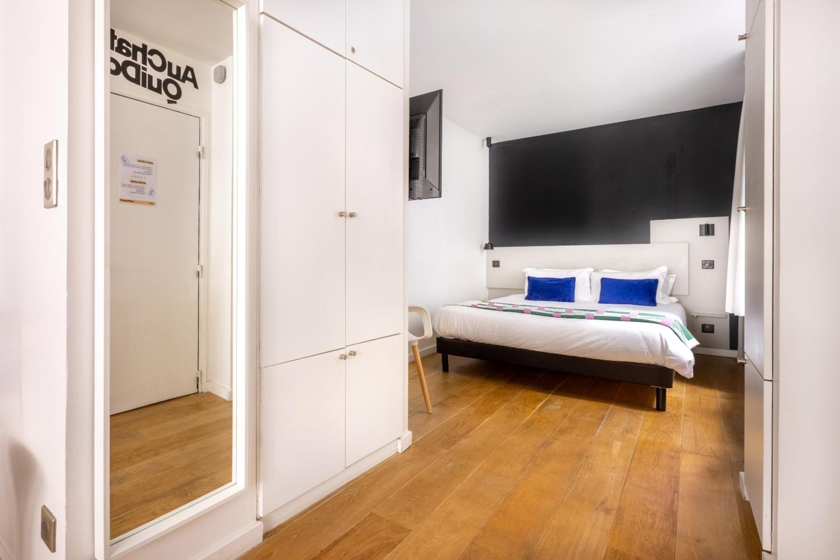 One-Bedroom Superior Apartment