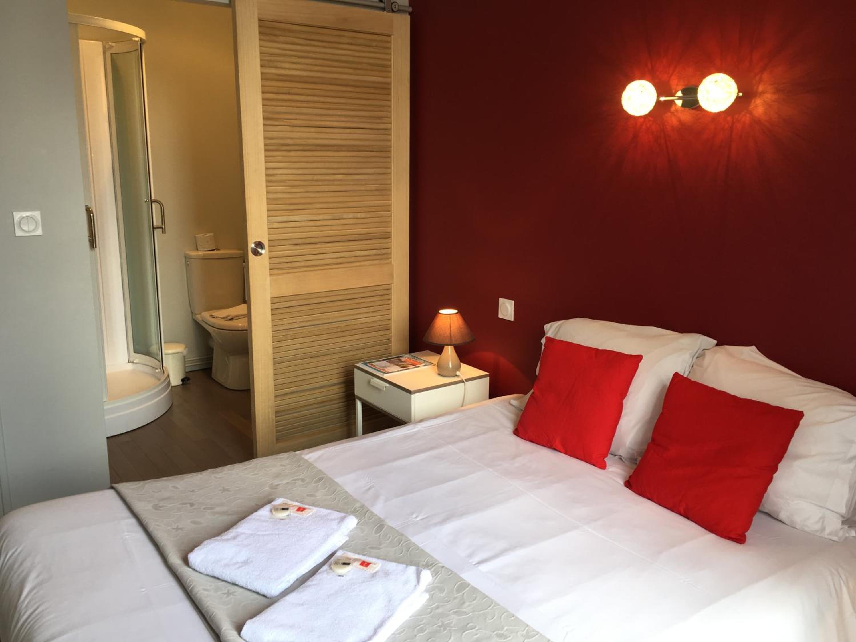Double Room - Photo 1