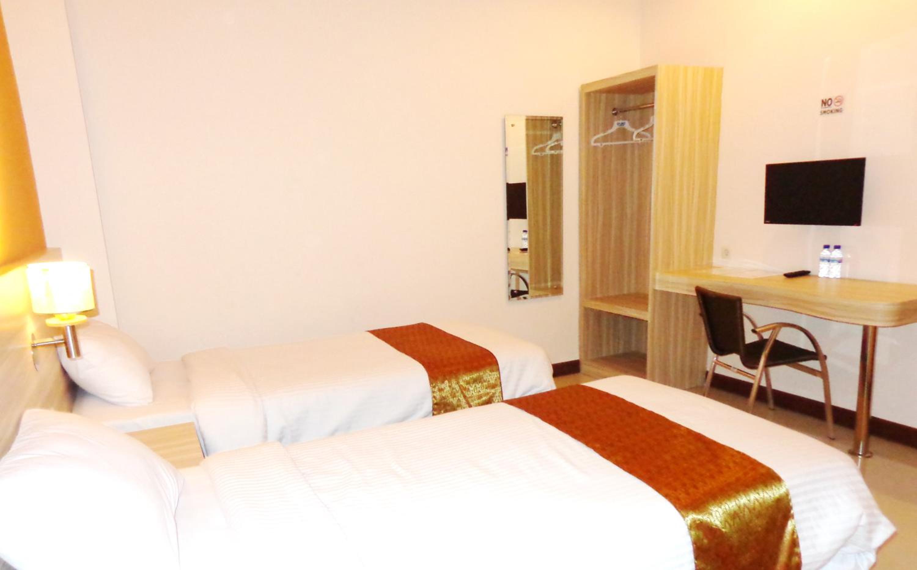 Deluxe Twin Room - Photo 4