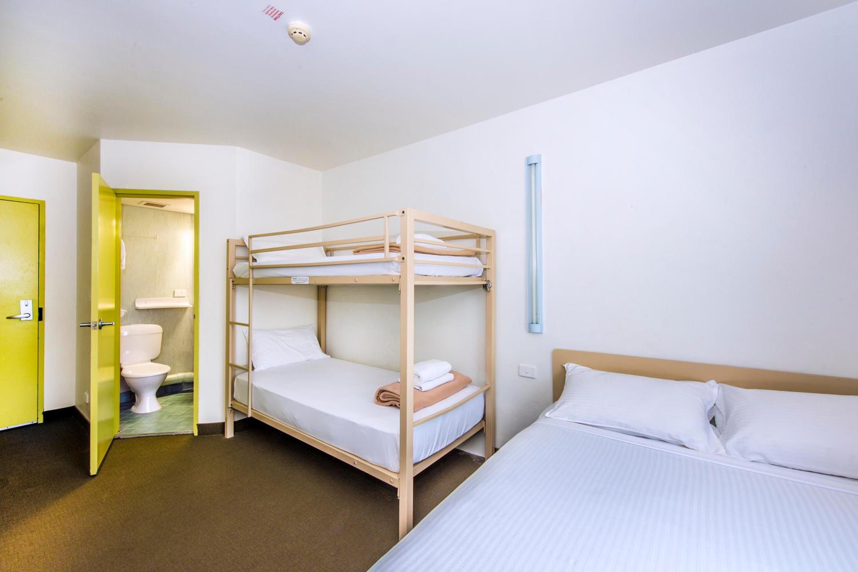 Quadruple Room photo 3