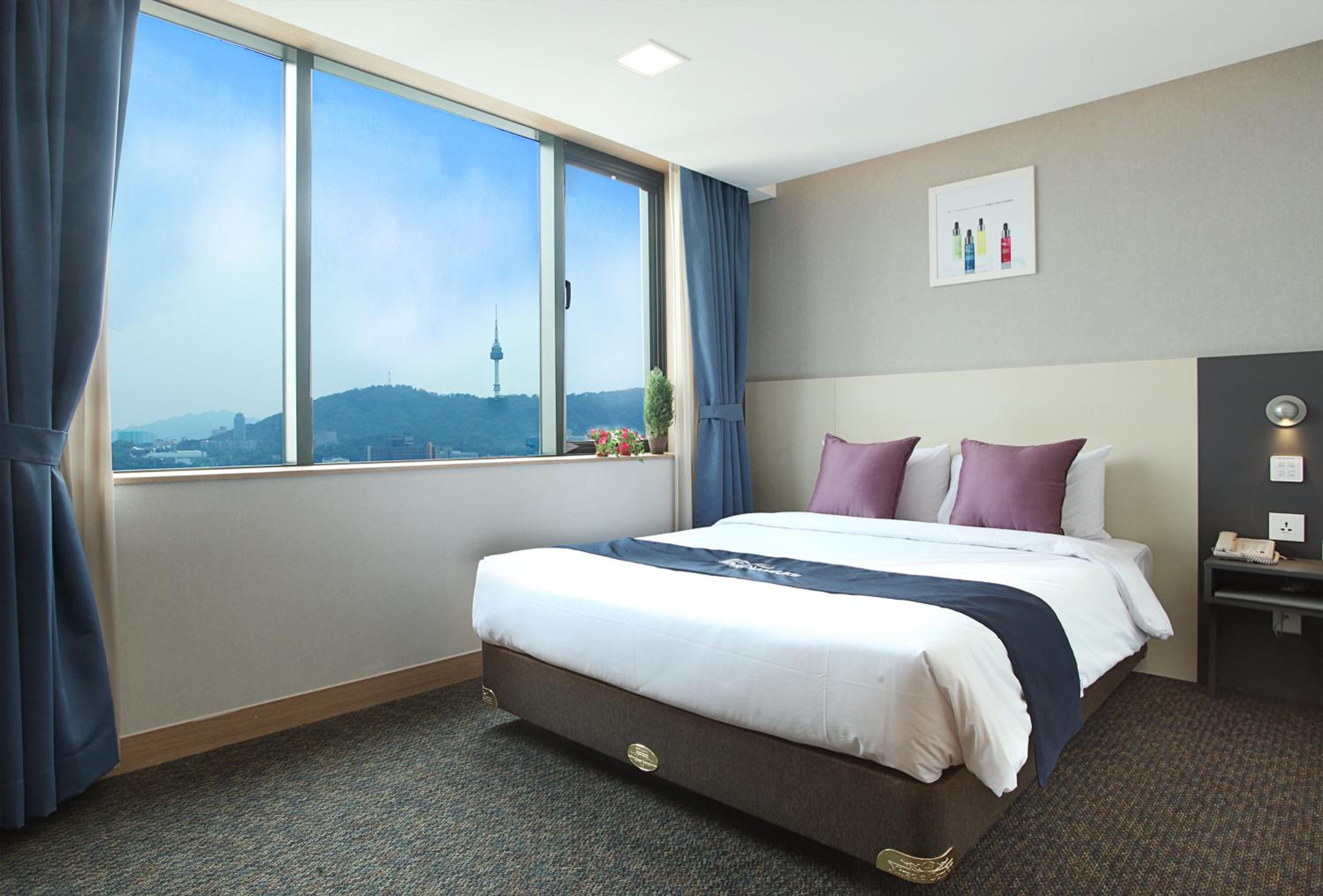 [Event PKG] Standard Double Room with 1 hour Early check in (from 14:00) & 1 set of Soothing Pad