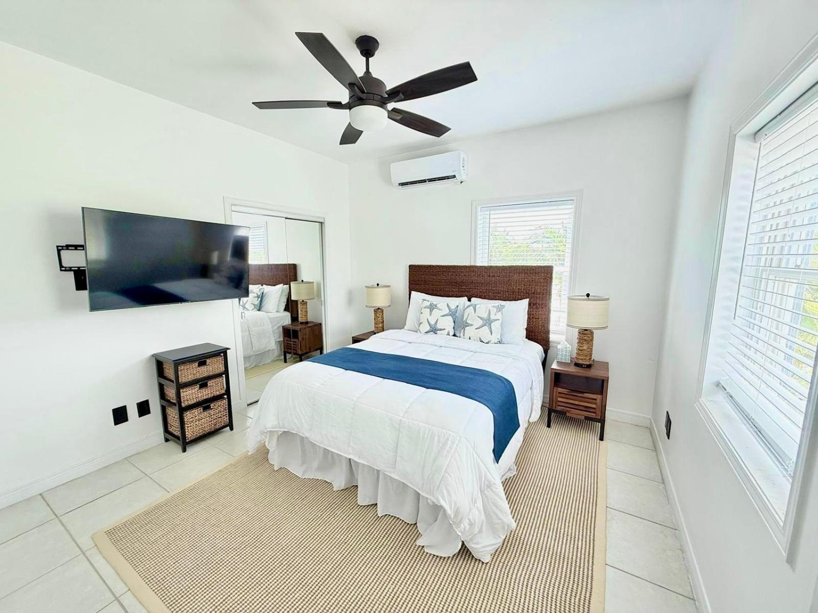 One-Bedroom House photo 1
