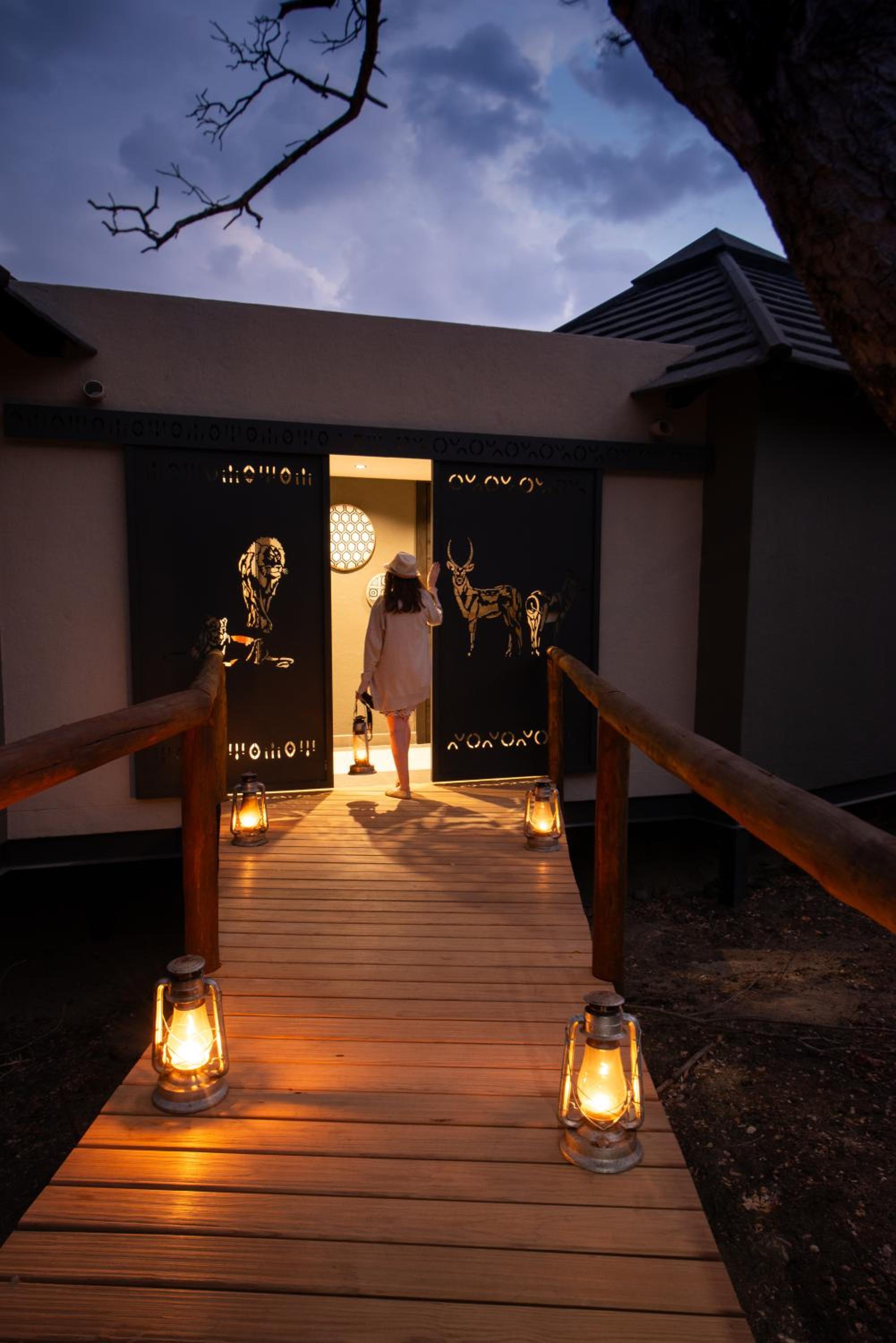 Linked Luxury Suite photo 3