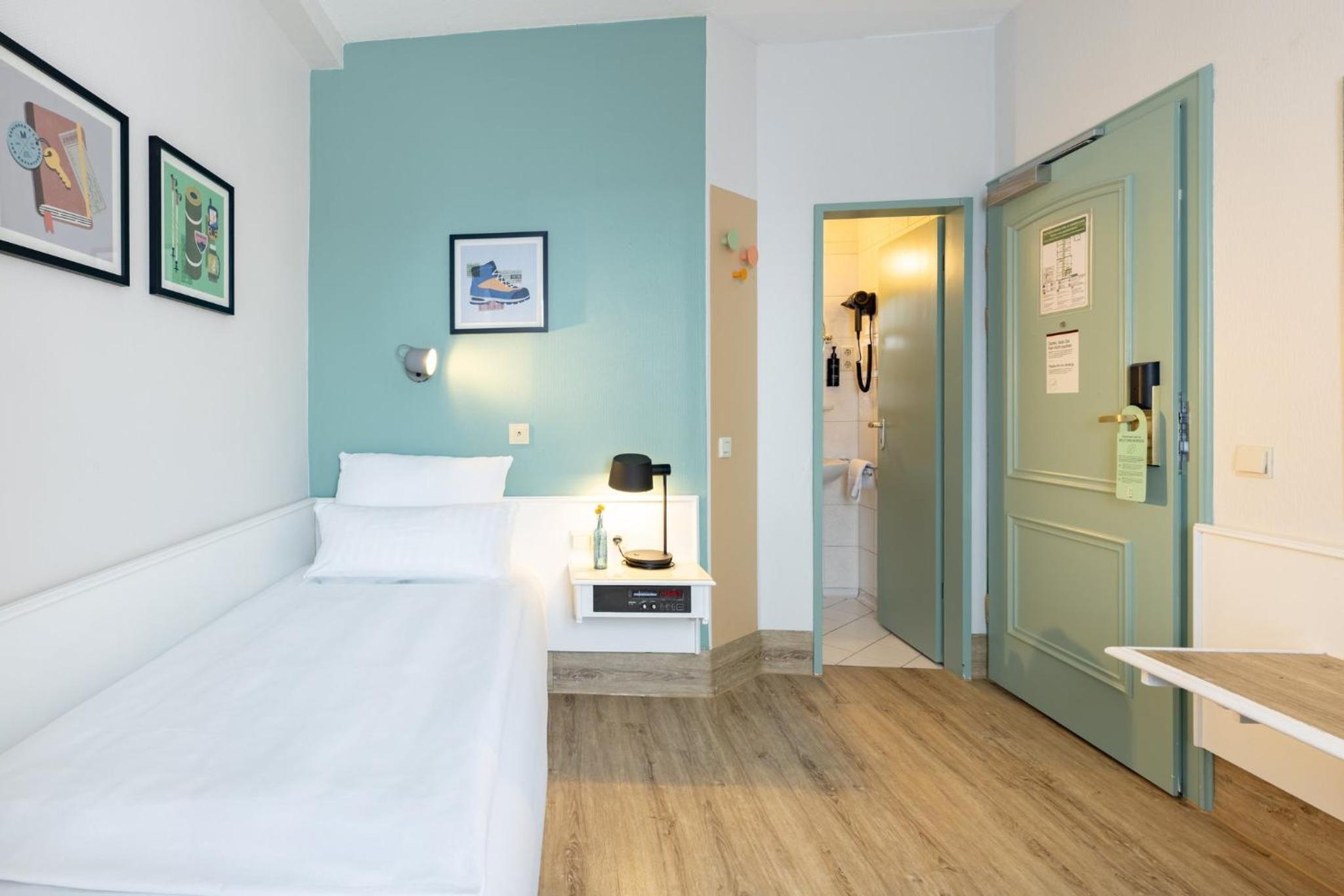 Single Room photo 3
