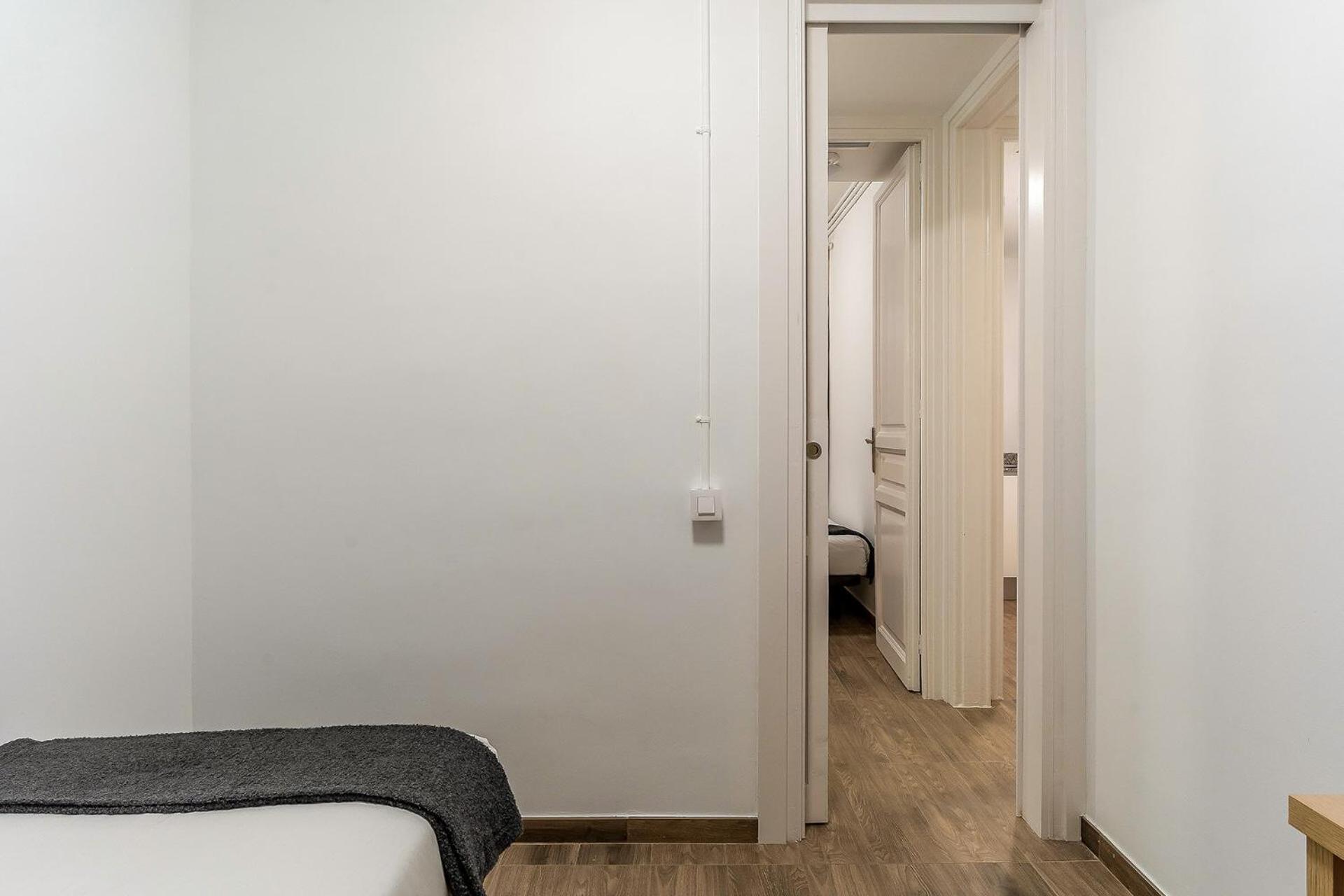 Three-Bedroom Apartment photo 2