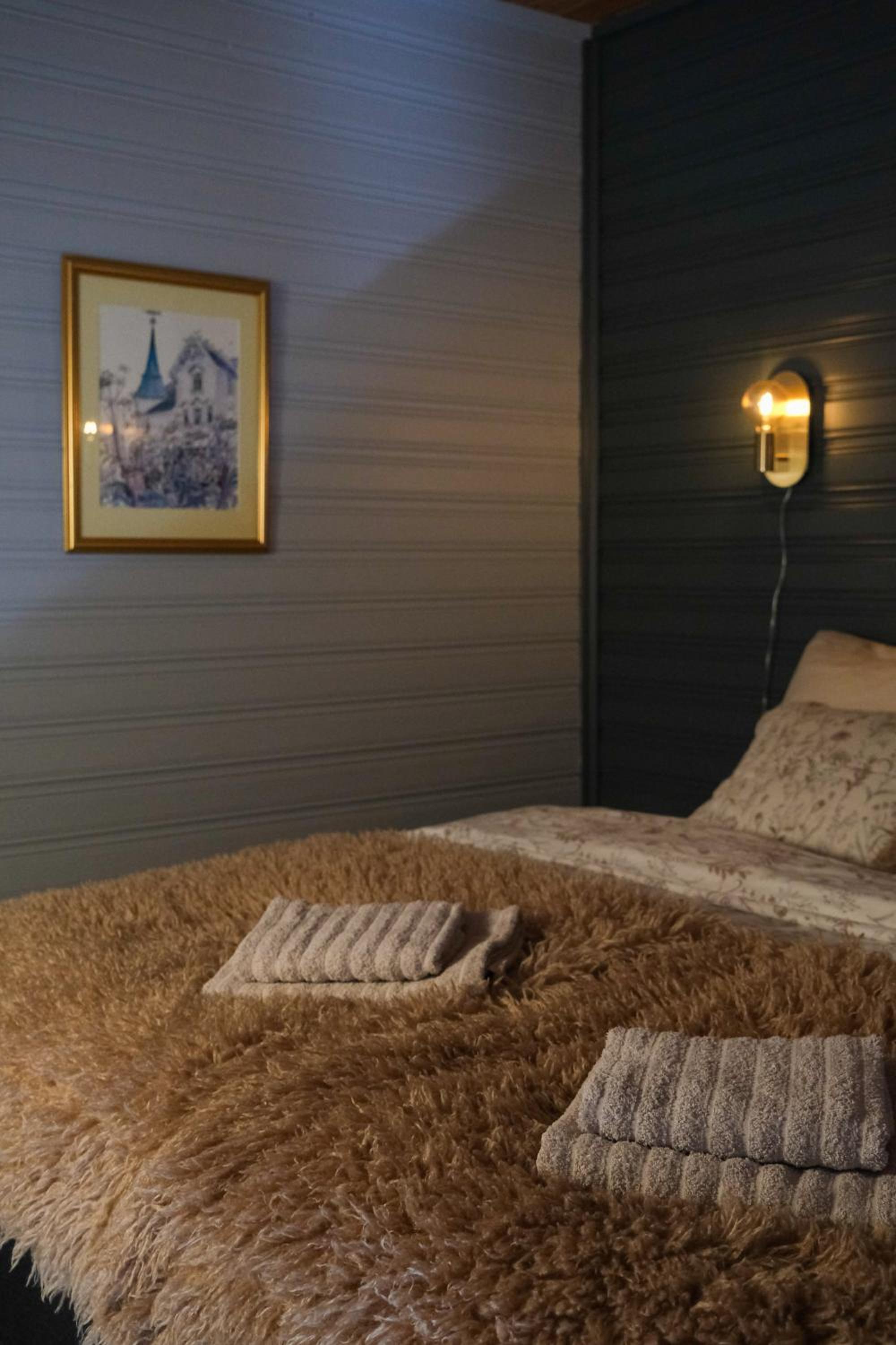Large Double or Twin Room photo 2