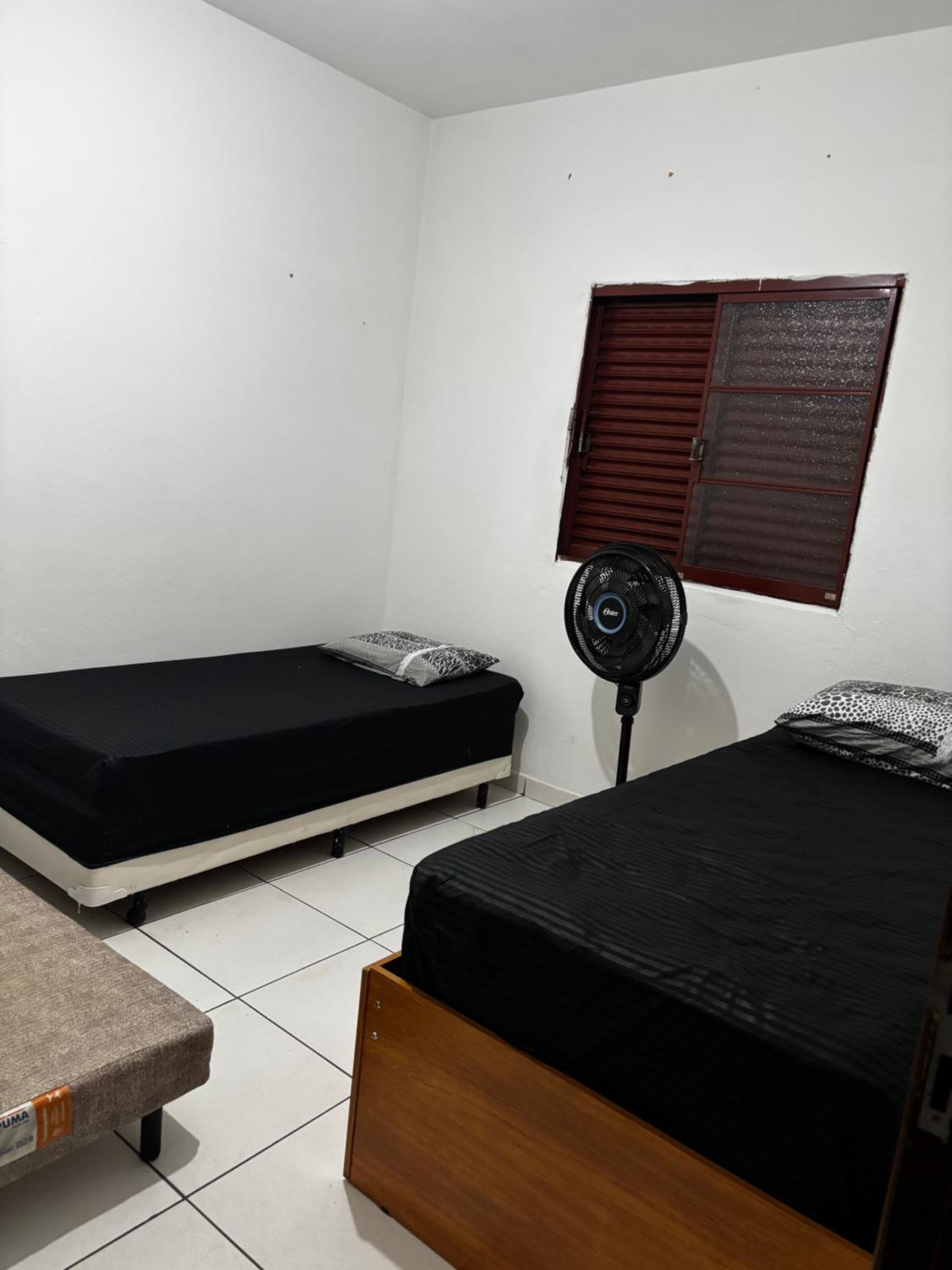 Double Room With Shared Bathroom photo 3