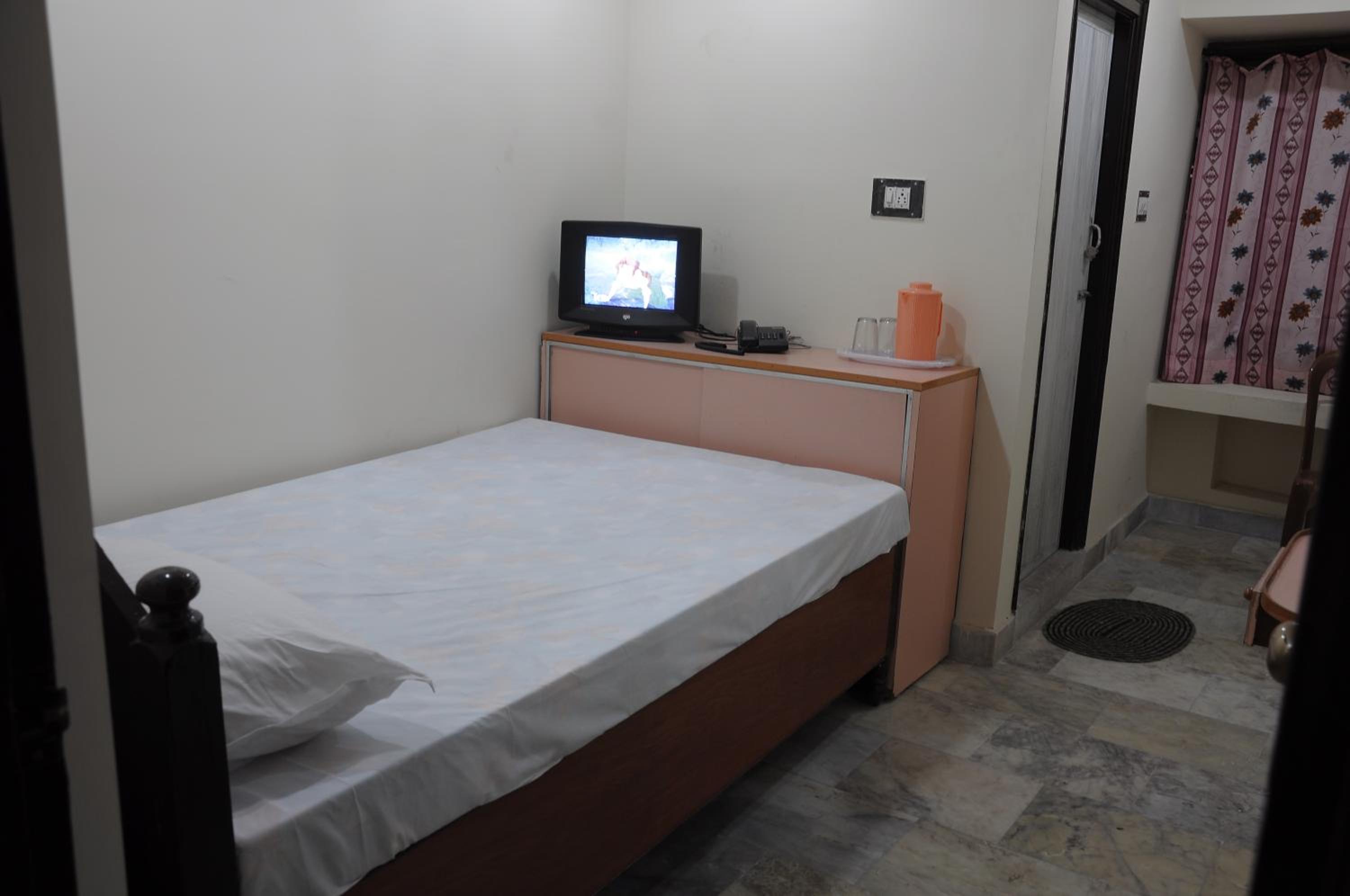 Economy Single Room photo 3