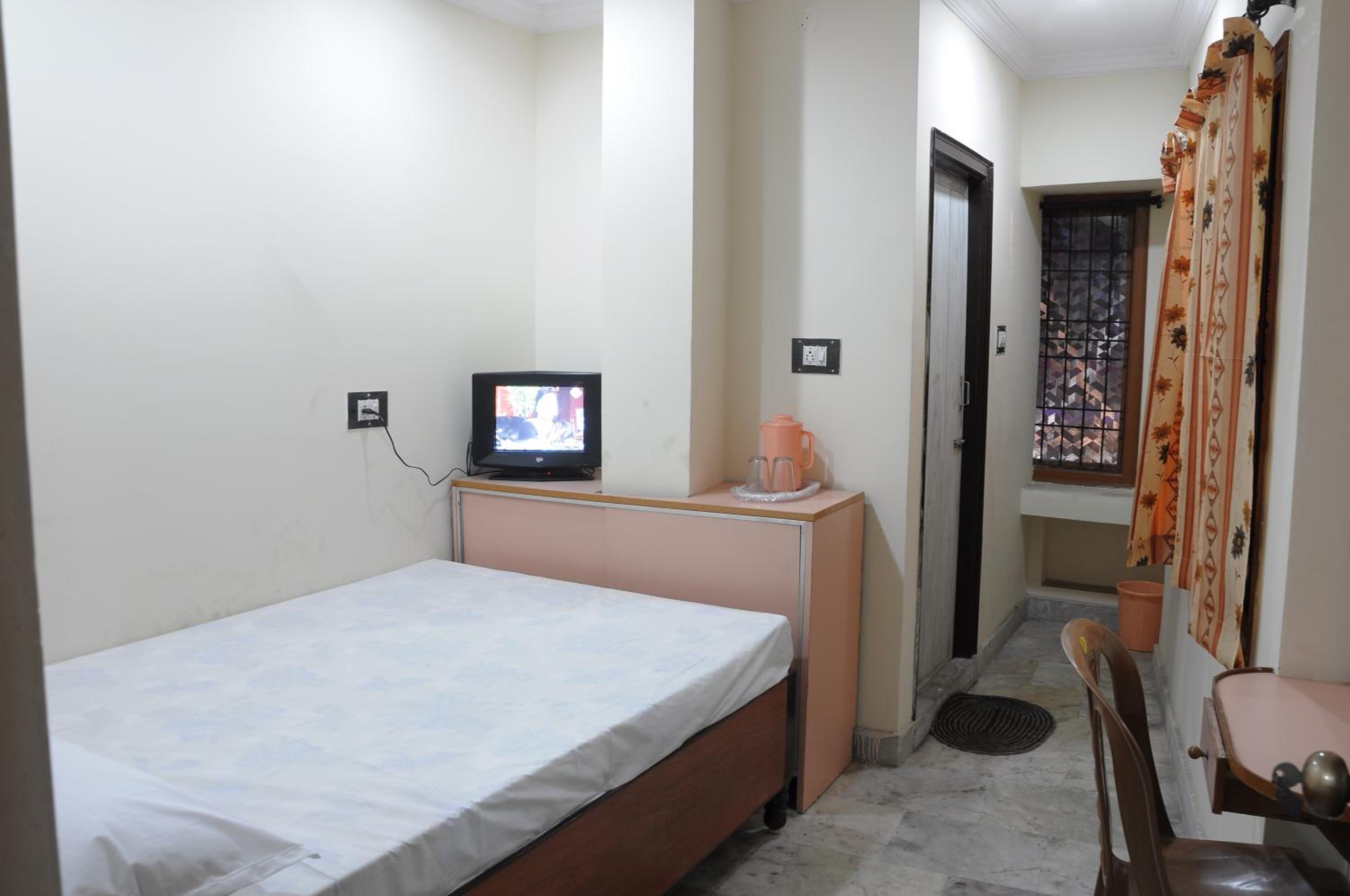 Economy Single Room photo 2