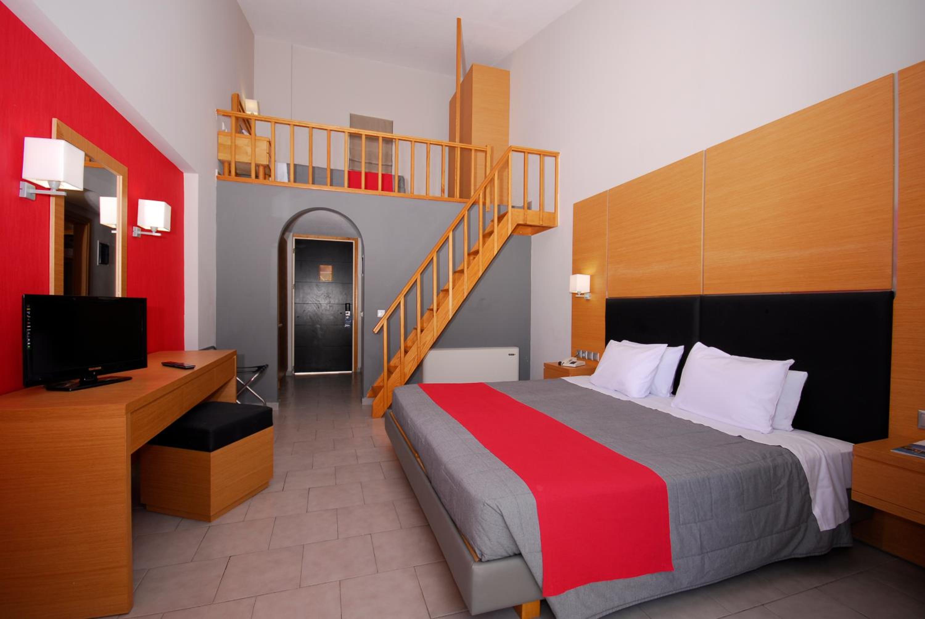 Family Maisonette (2 Adults + 2 Children)
