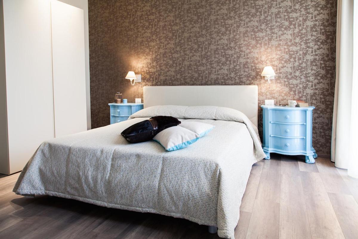 Double Room - Photo 6