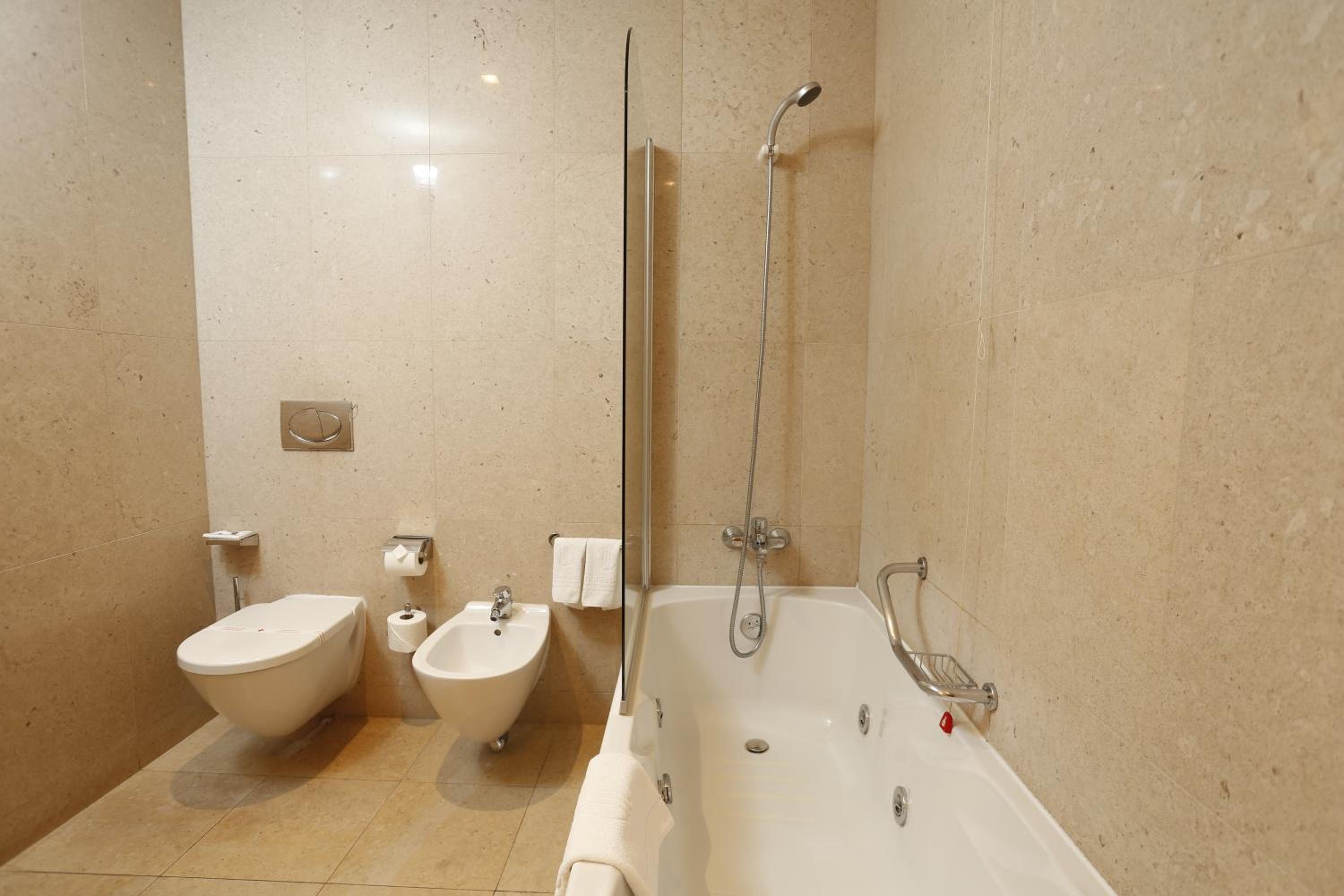 Special Offer Early Booking - Double or Twin Room - Photo 2