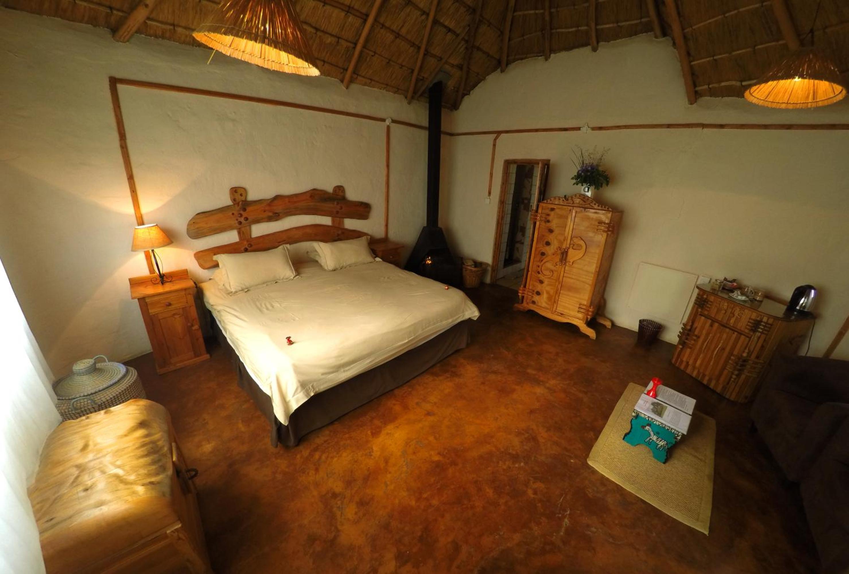 Basic Twin Room photo 1