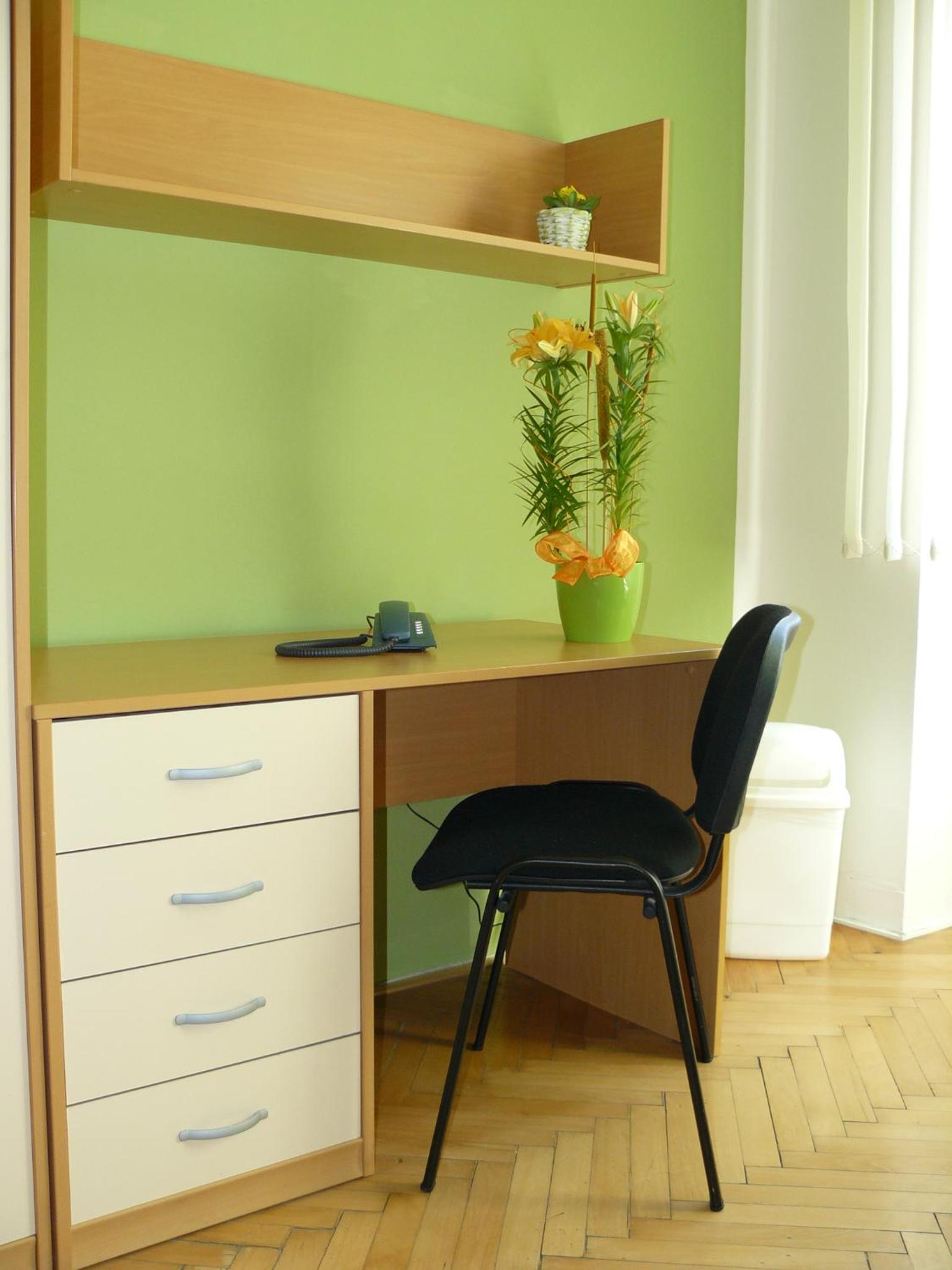 Single Bed in 2-Bed Female Dormitory Room photo 3