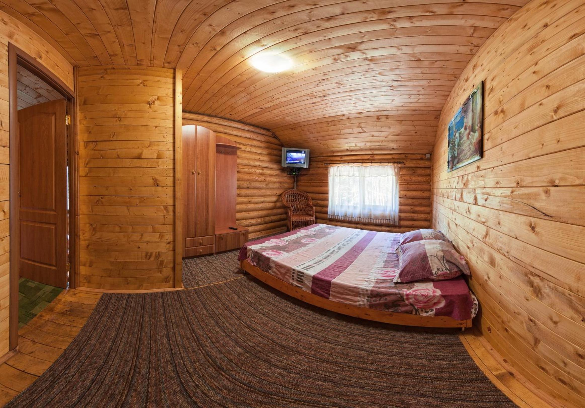 Four-Bedroom House photo 1