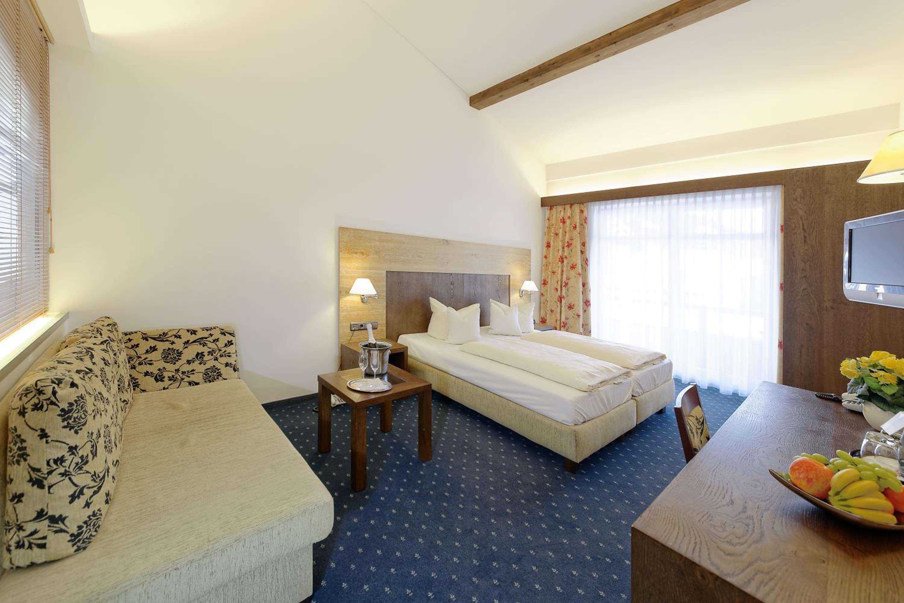 Superior Double Room - Photo 1