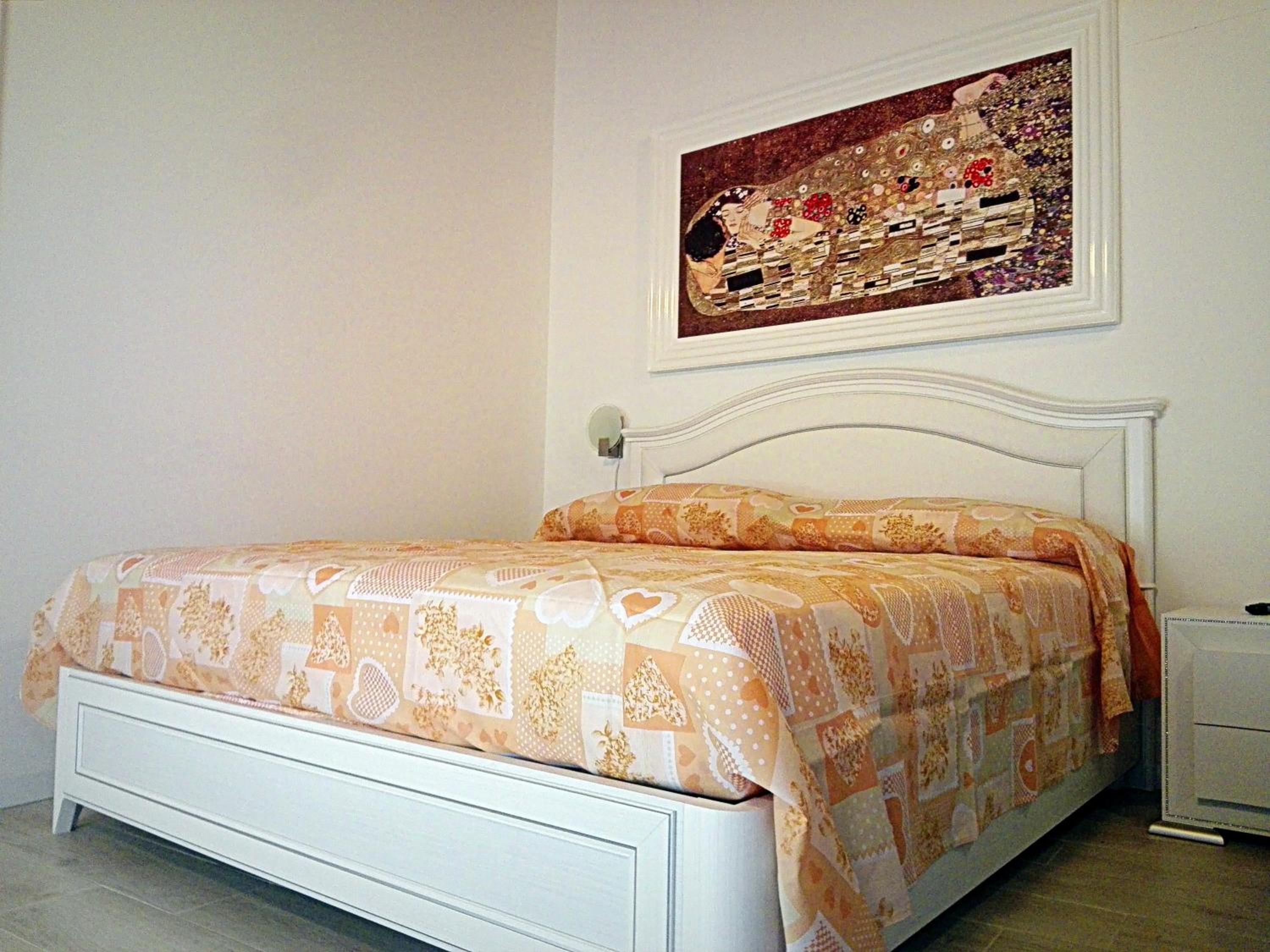 Deluxe Room - Photo 10
