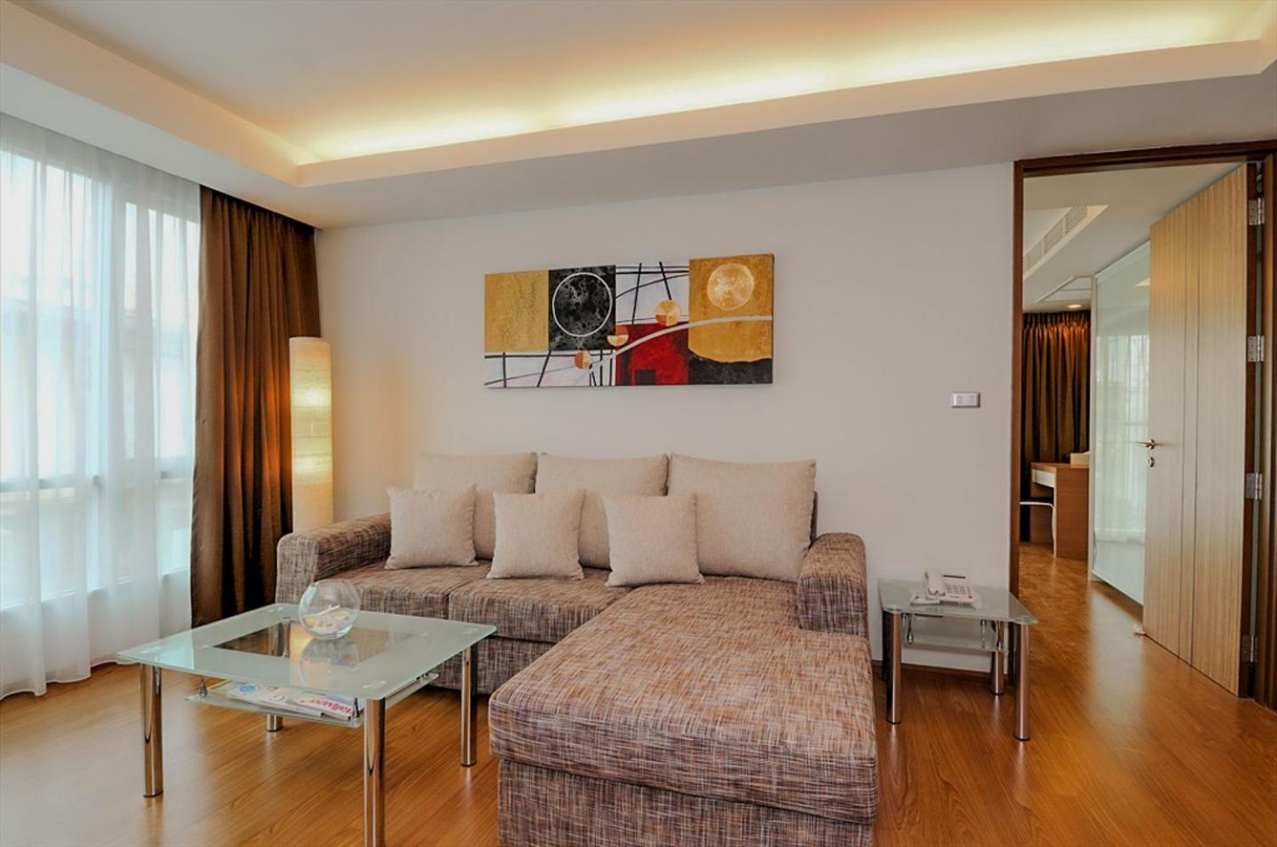 One-Bedroom Suite