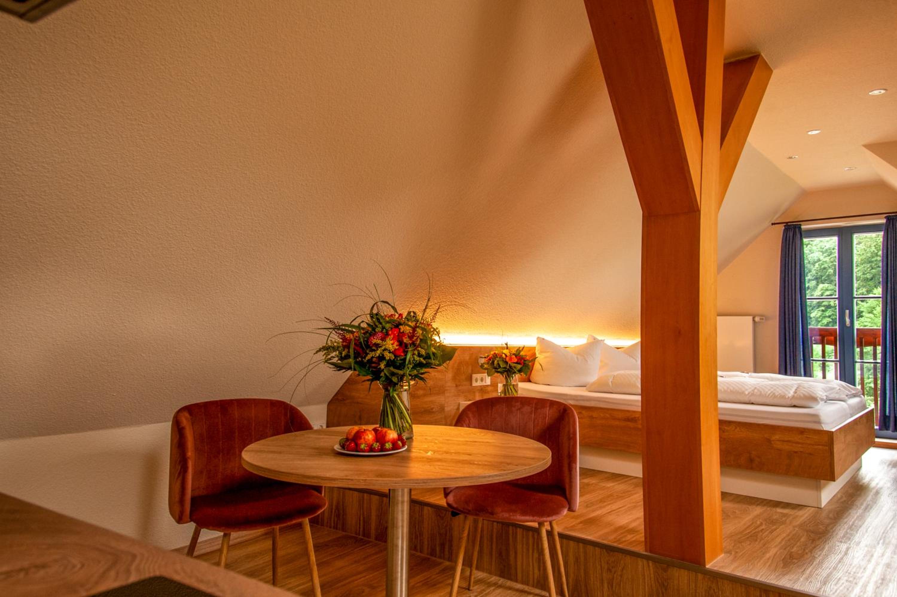 One-Bedroom Apartment with Lake View photo 1