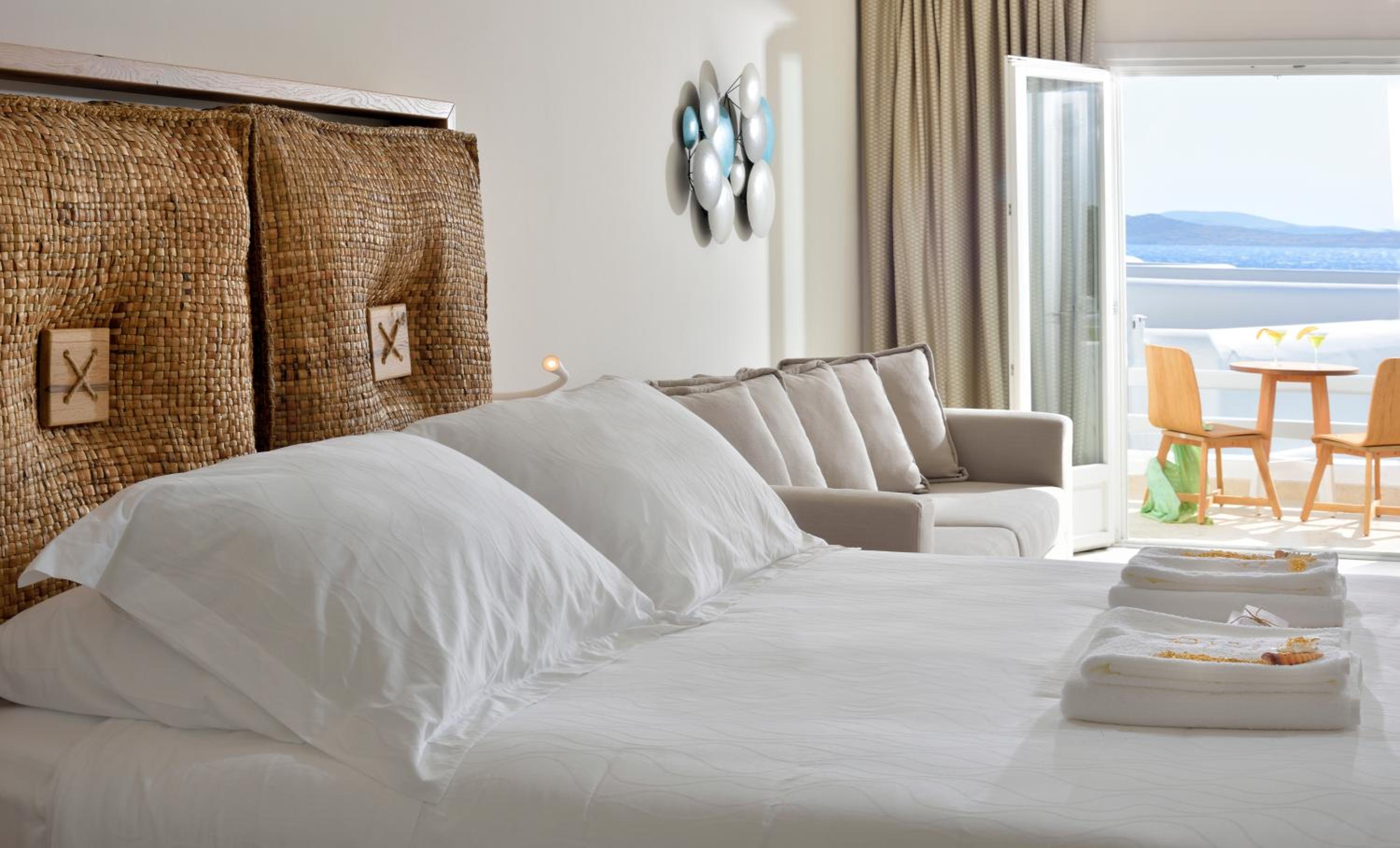 Exclusive Suite with Private Pool and Side Sea View