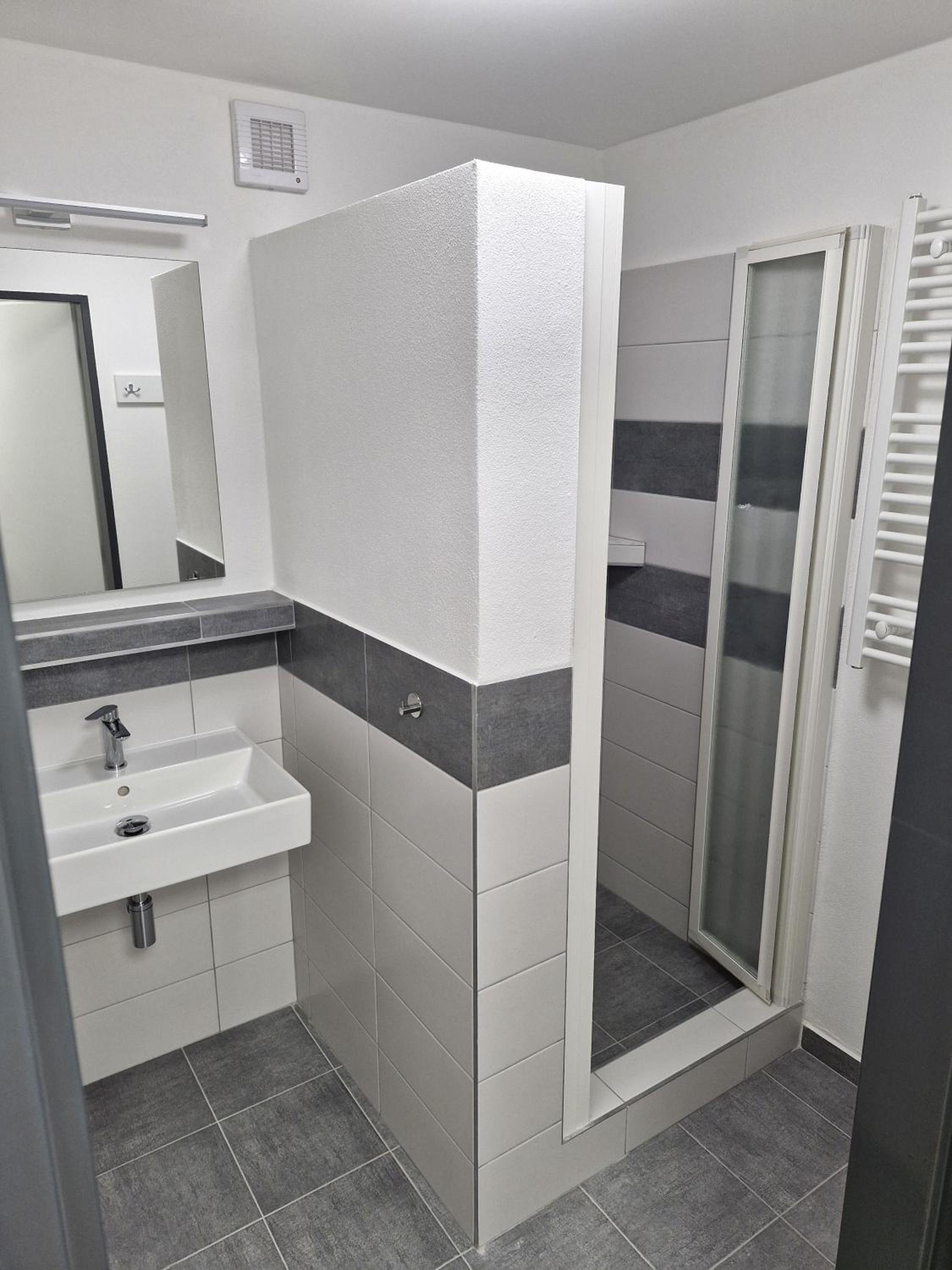 Mixed Dormitory Room photo 3
