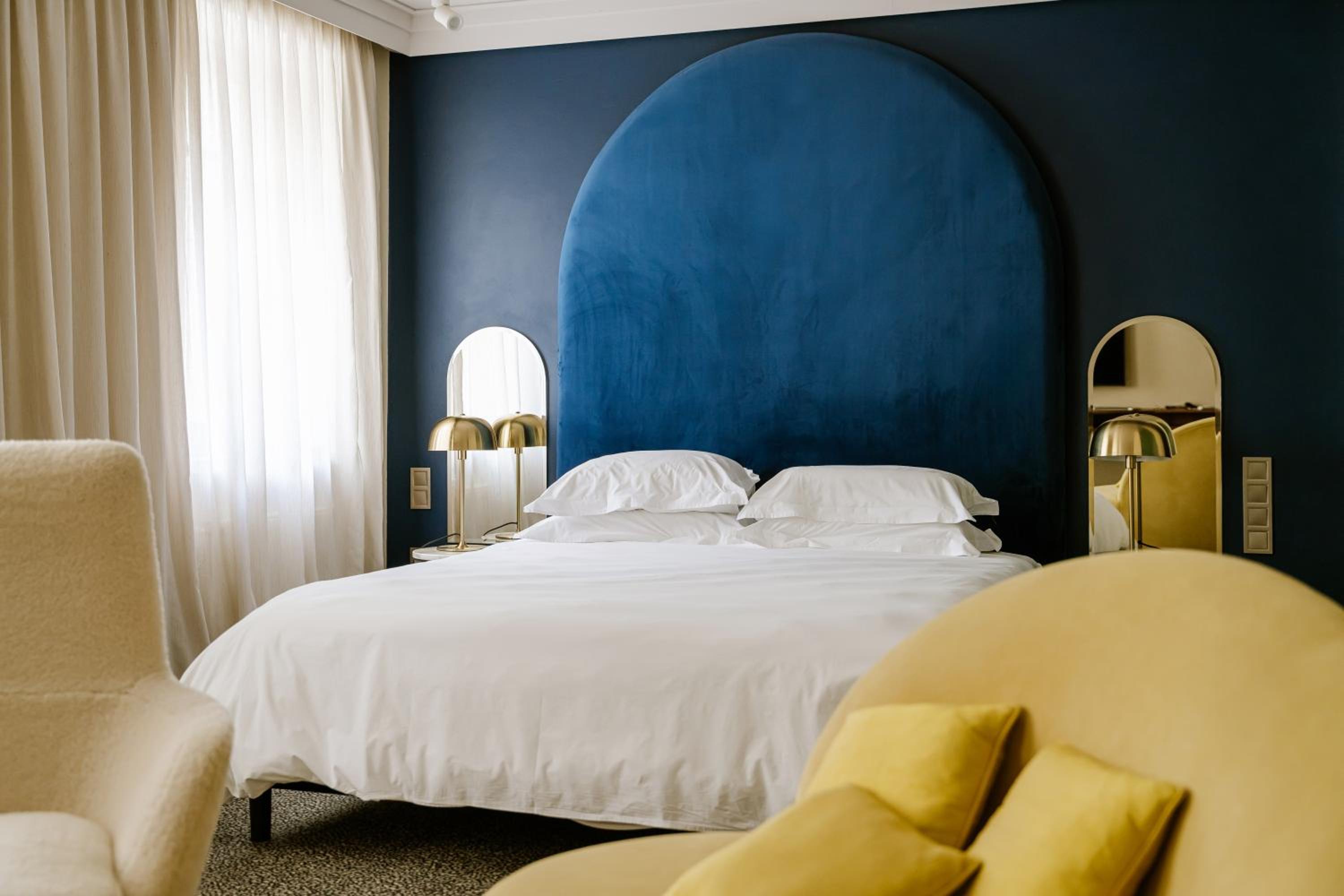 Executive Suite photo 2