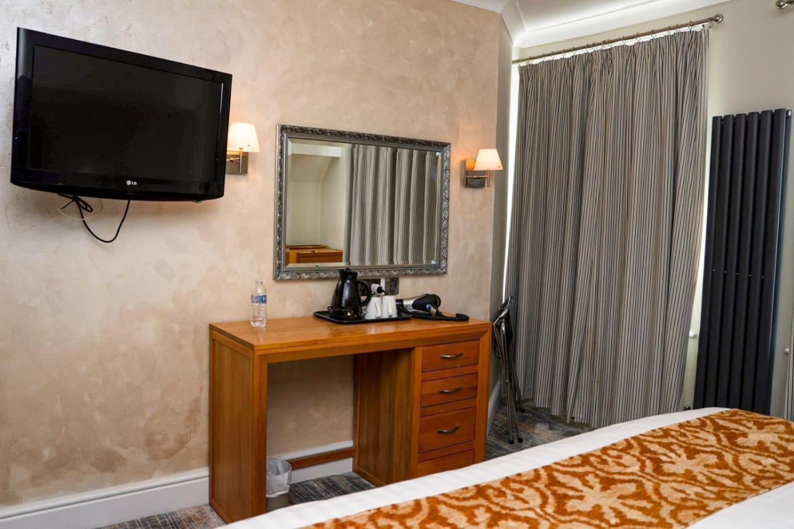 Deluxe Double Room photo 3
