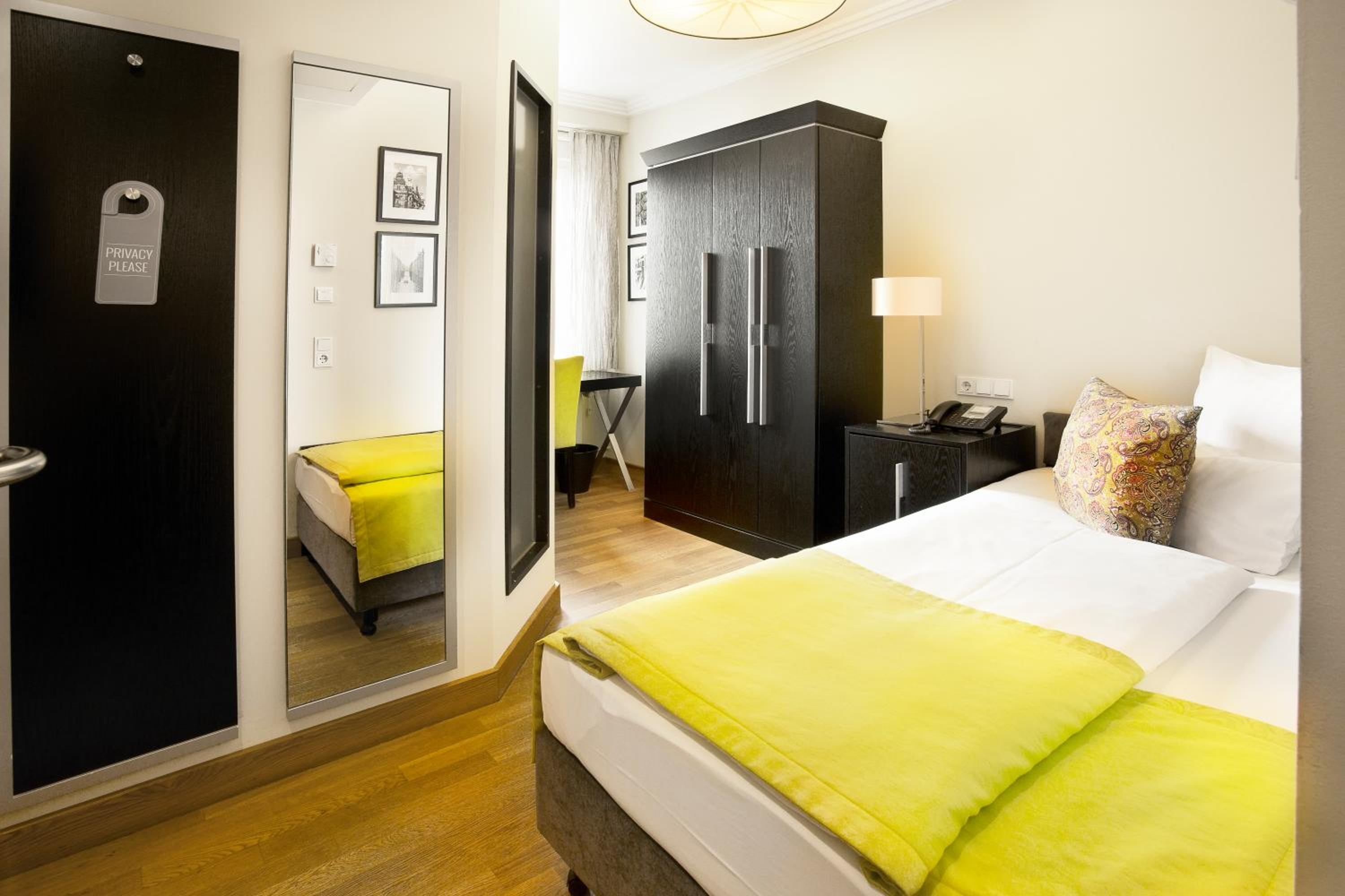 Economy Single Room photo 3