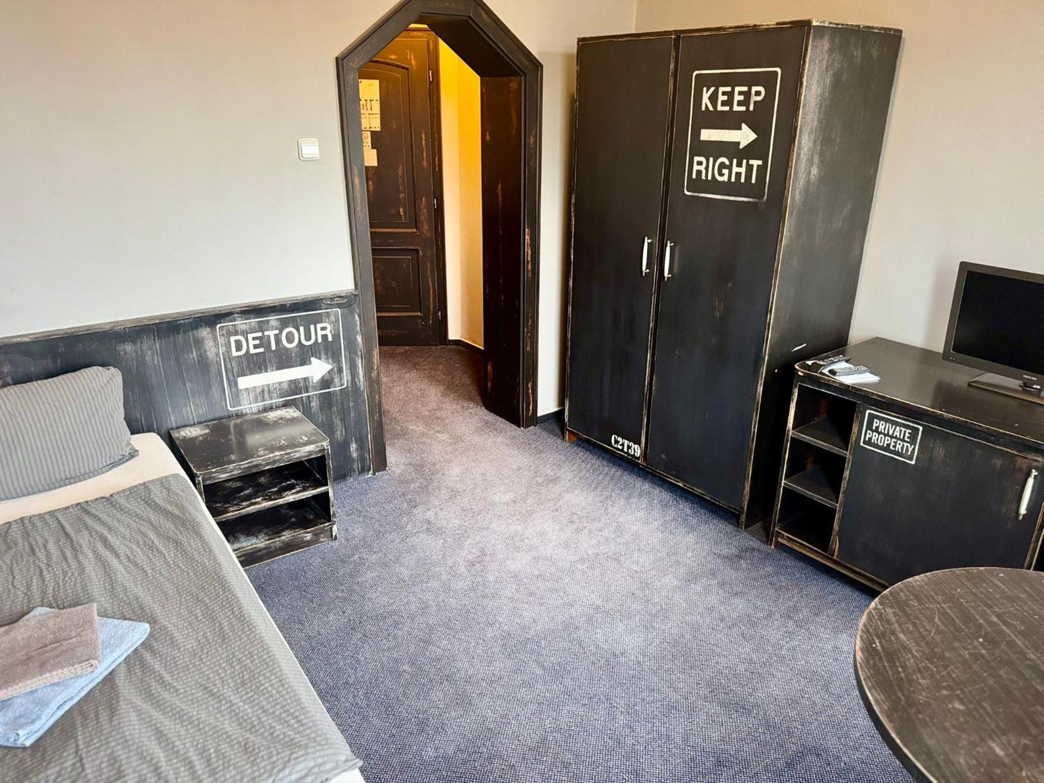 Single Room