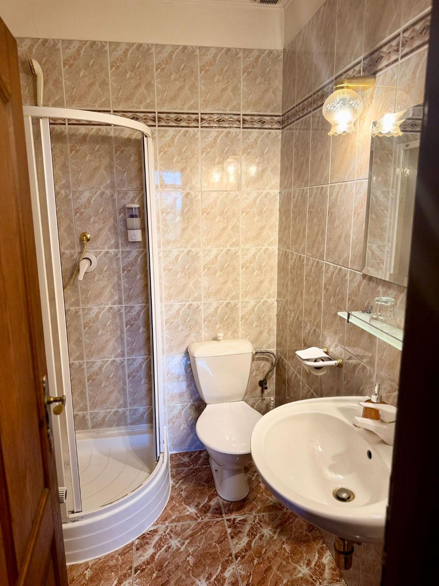 Single Room photo 1