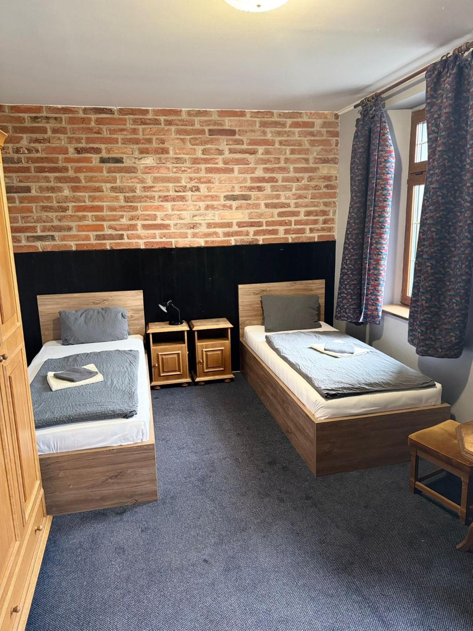 Classic Twin Room photo 2