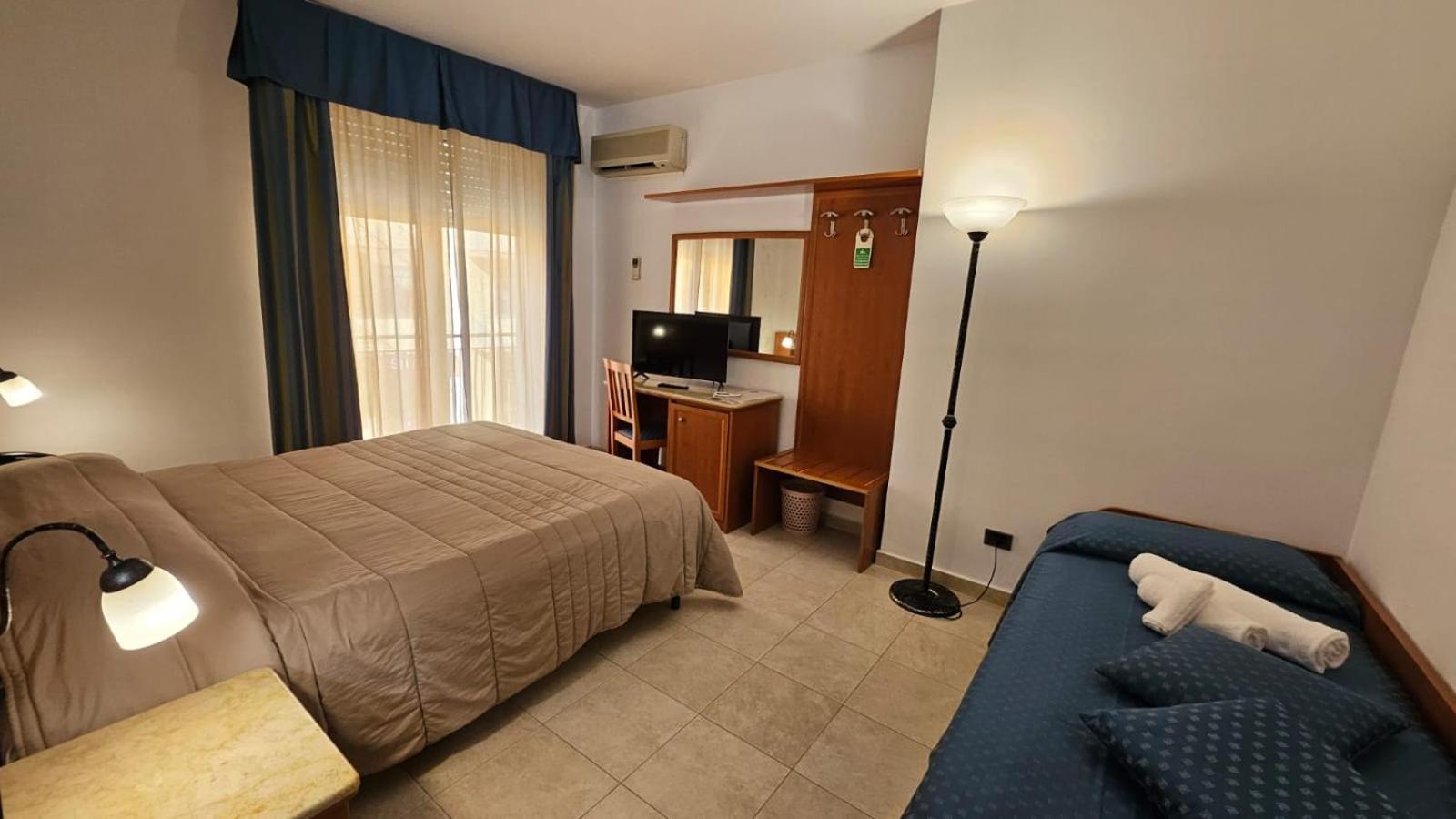 Triple Room with Balcony