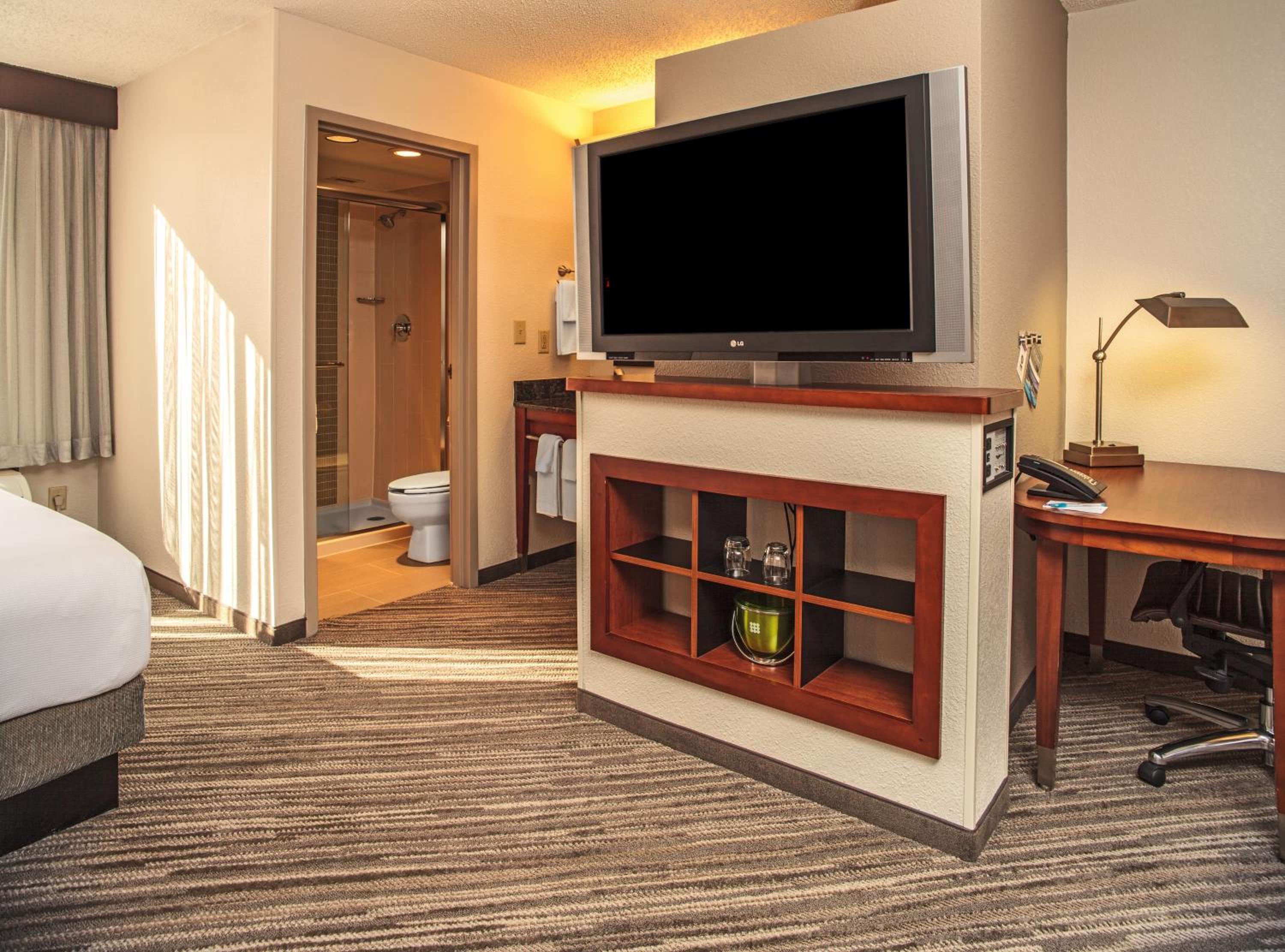 Double Room with Two Double Beds and Sofa Bed - Photo 7