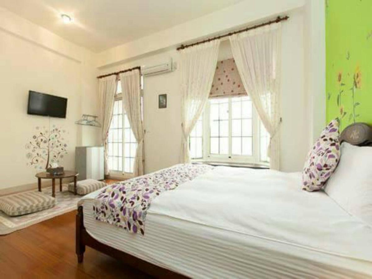 Deluxe Double Room with Bath photo 3
