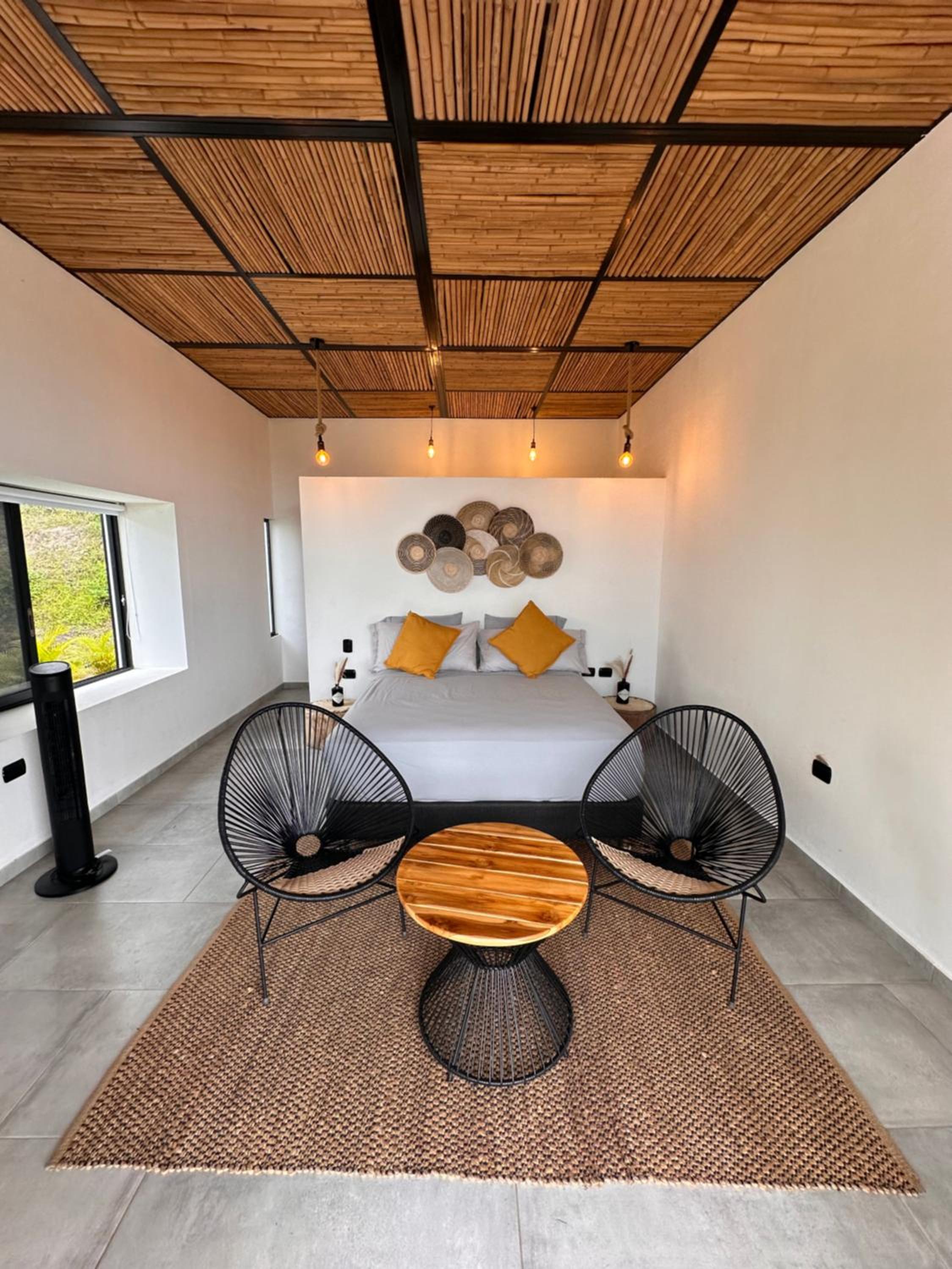 Deluxe Family Room photo 2
