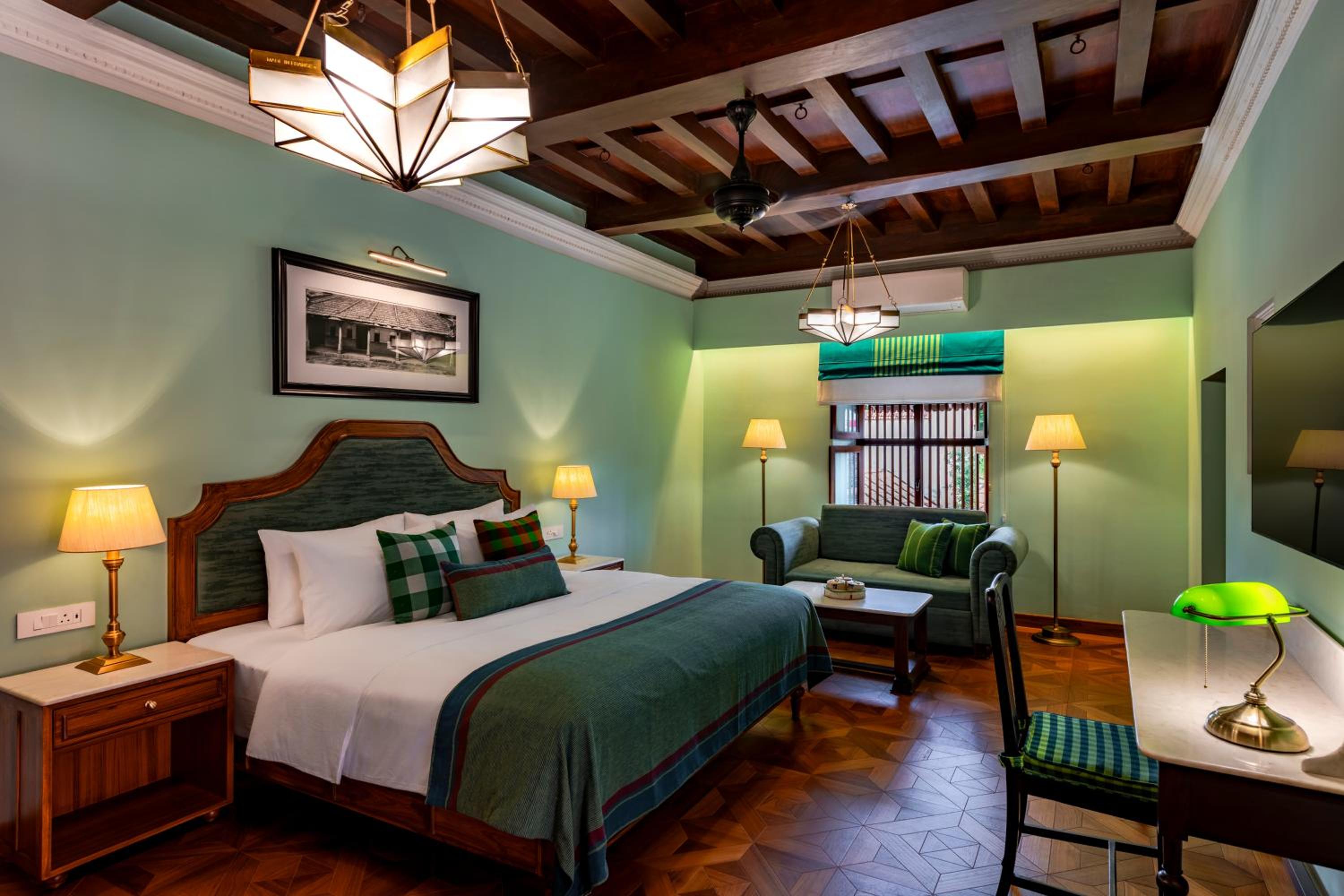 Thamarai Suite photo 2