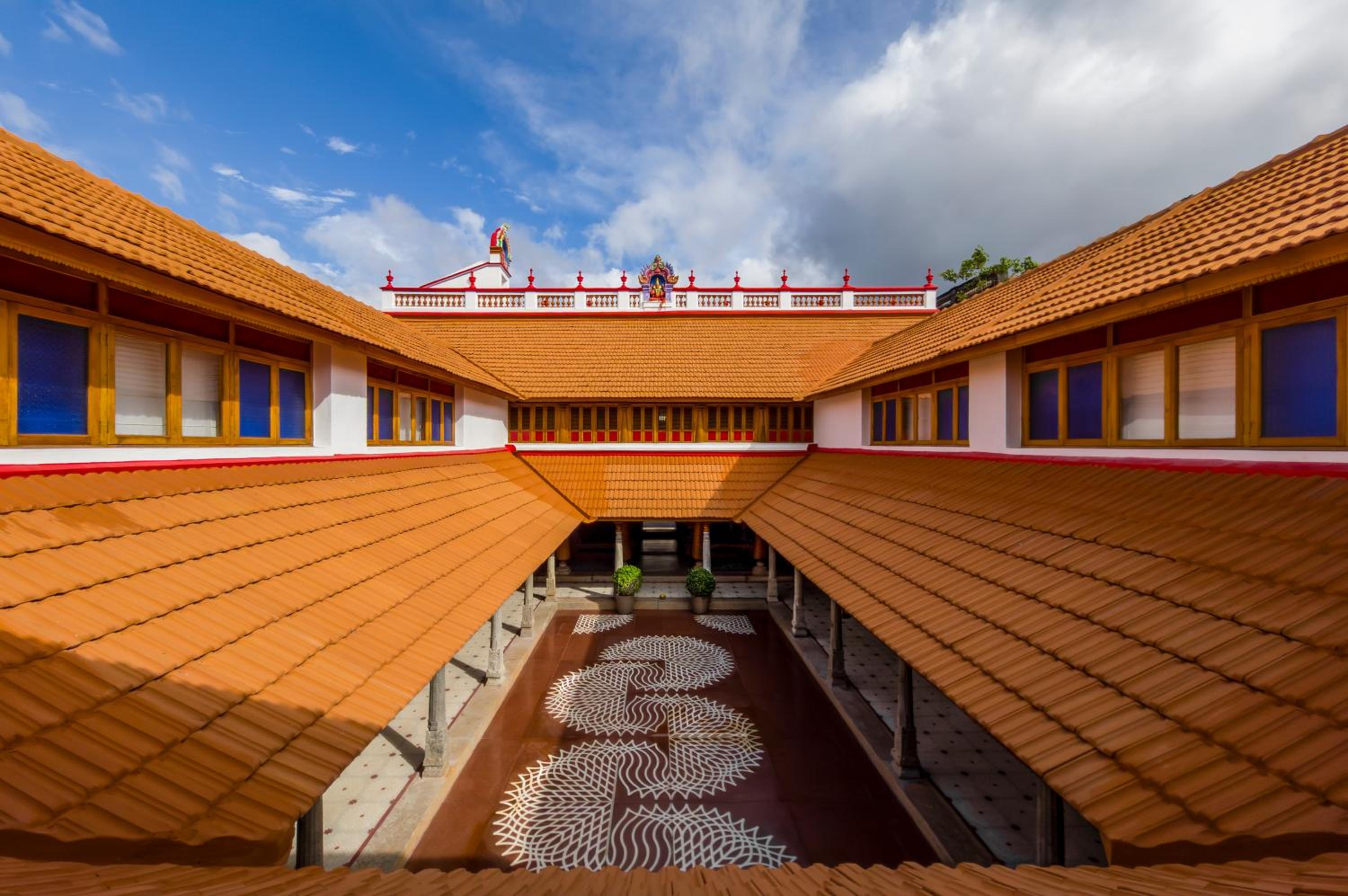 Thamarai Suite photo 3