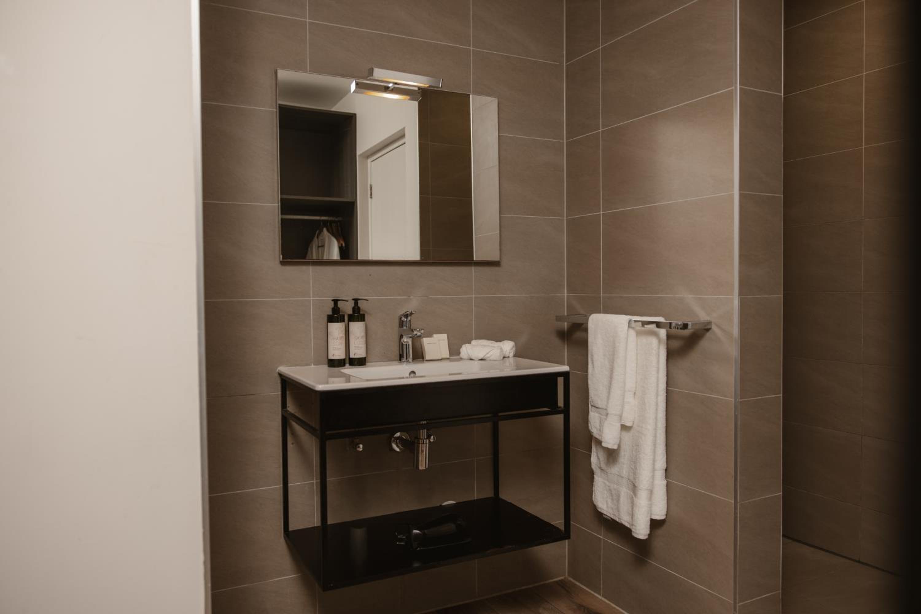 Standard King Room