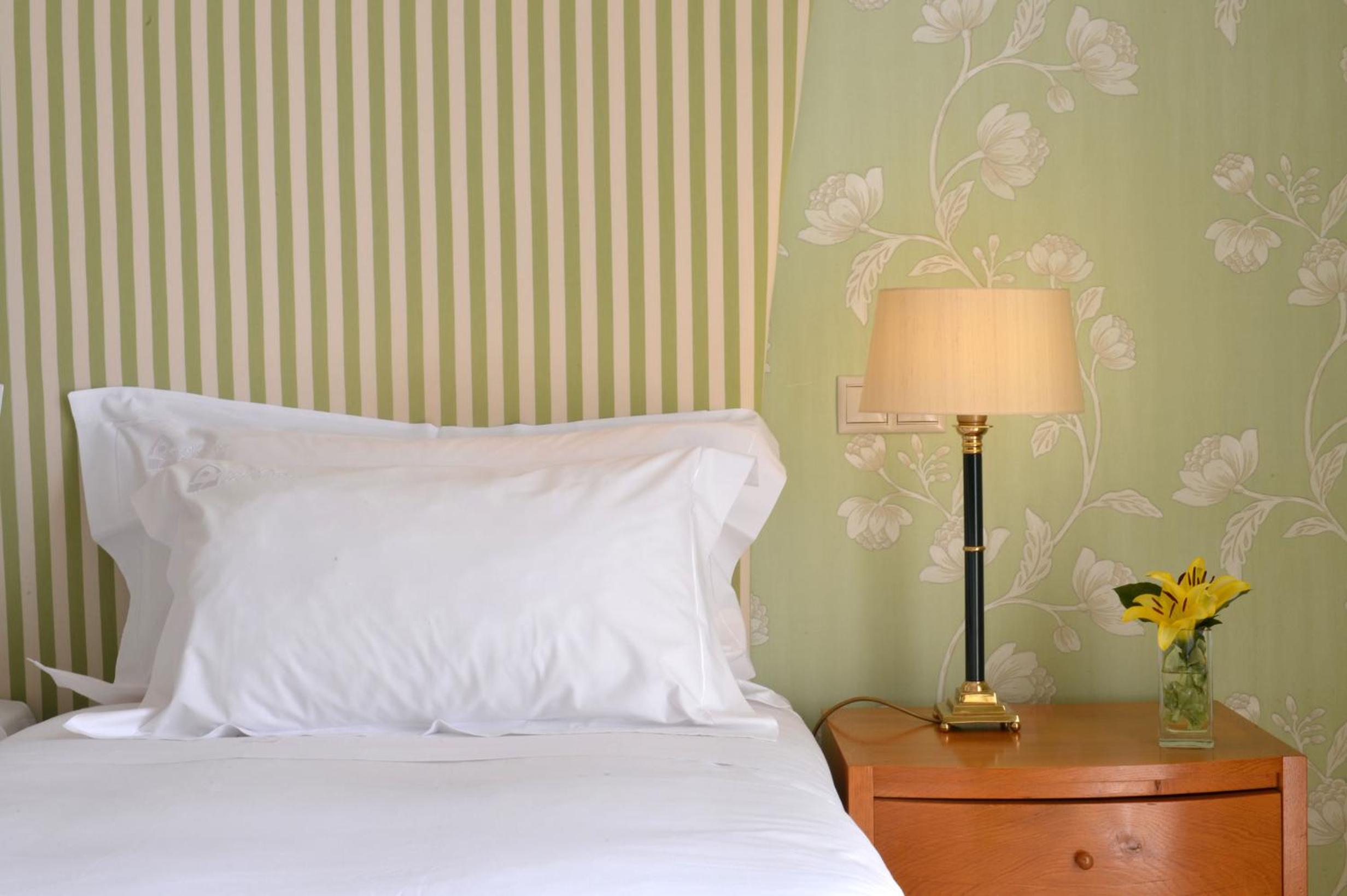 Classic Double or Twin Room - Photo 5