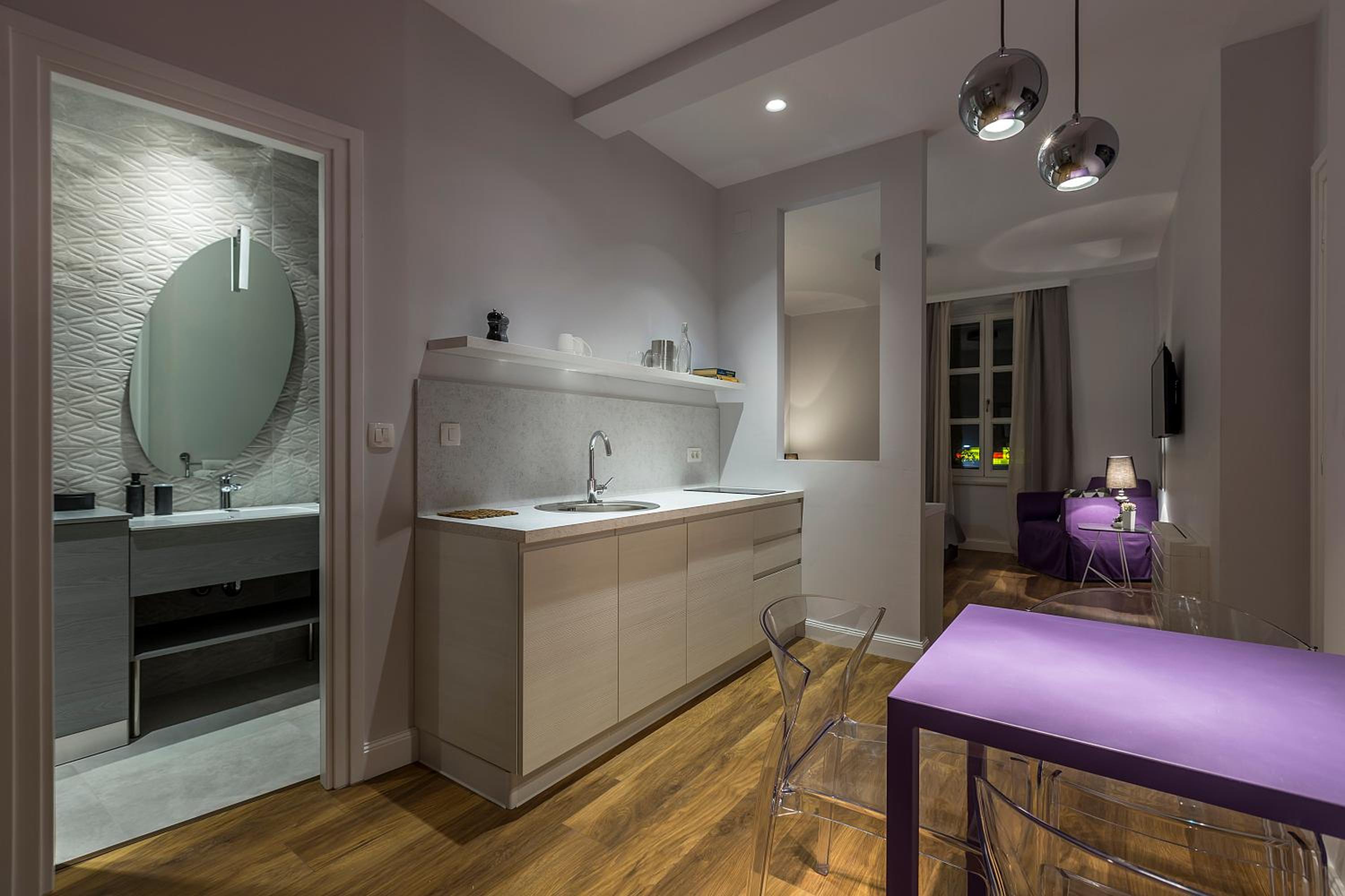 Deluxe Double Studio - Photo 16