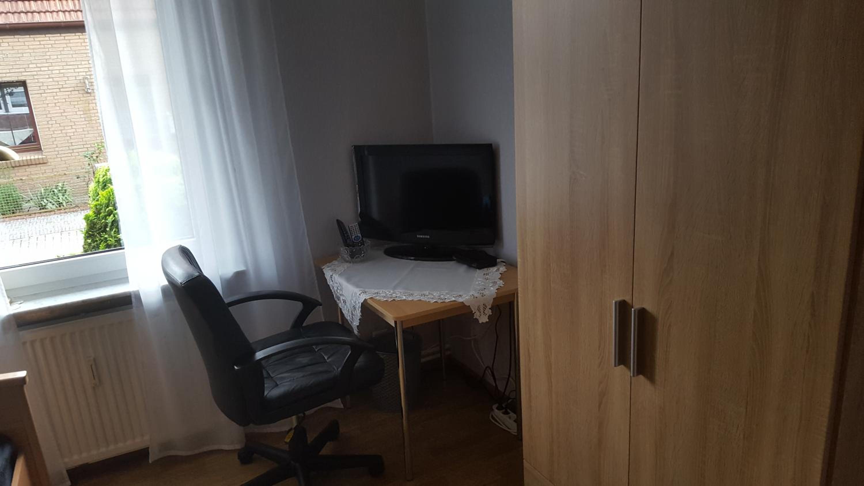 Single Room photo 2