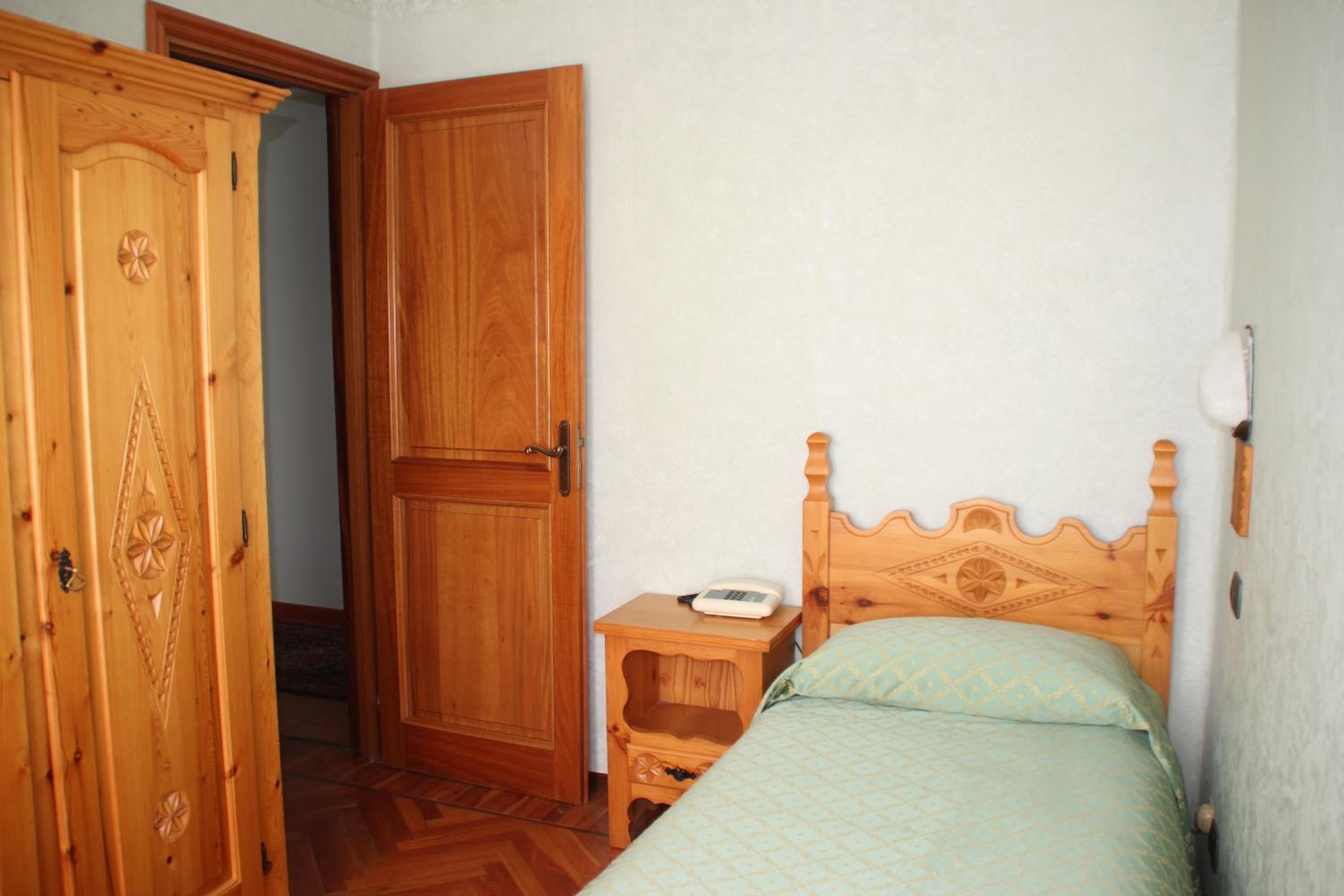 Single Room photo 1